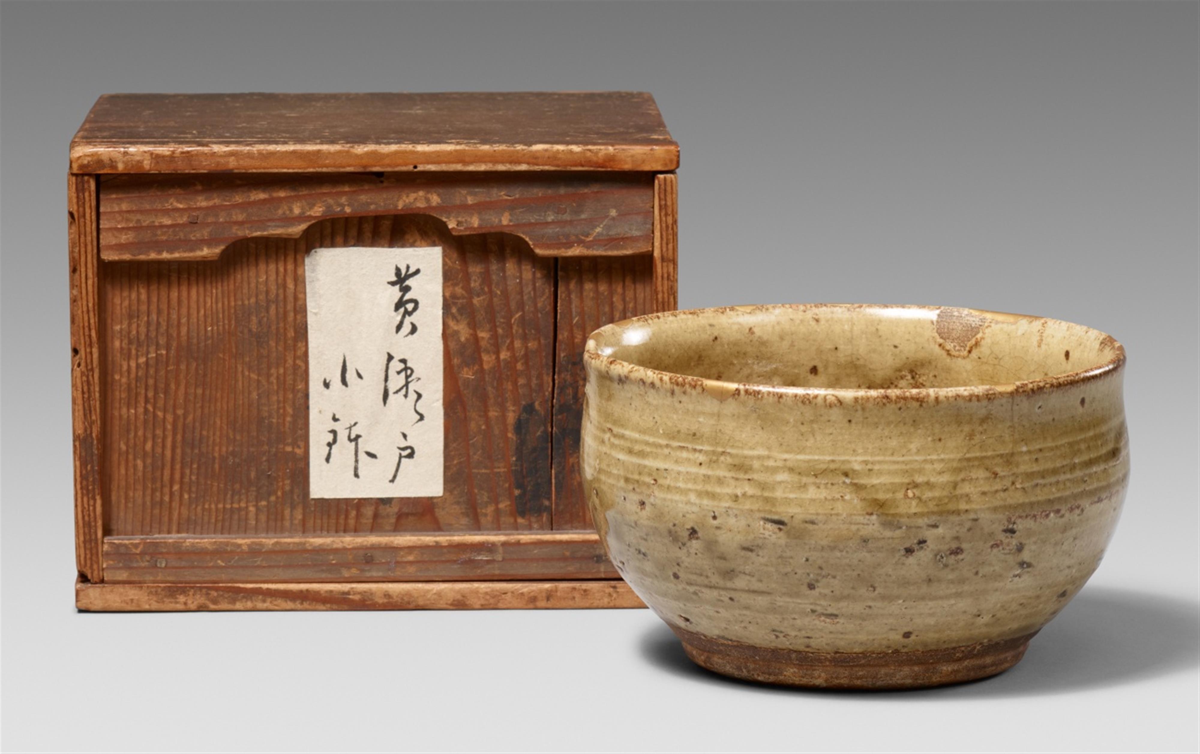 A Ki Seto bowl. Owari province. Edo period - image-1