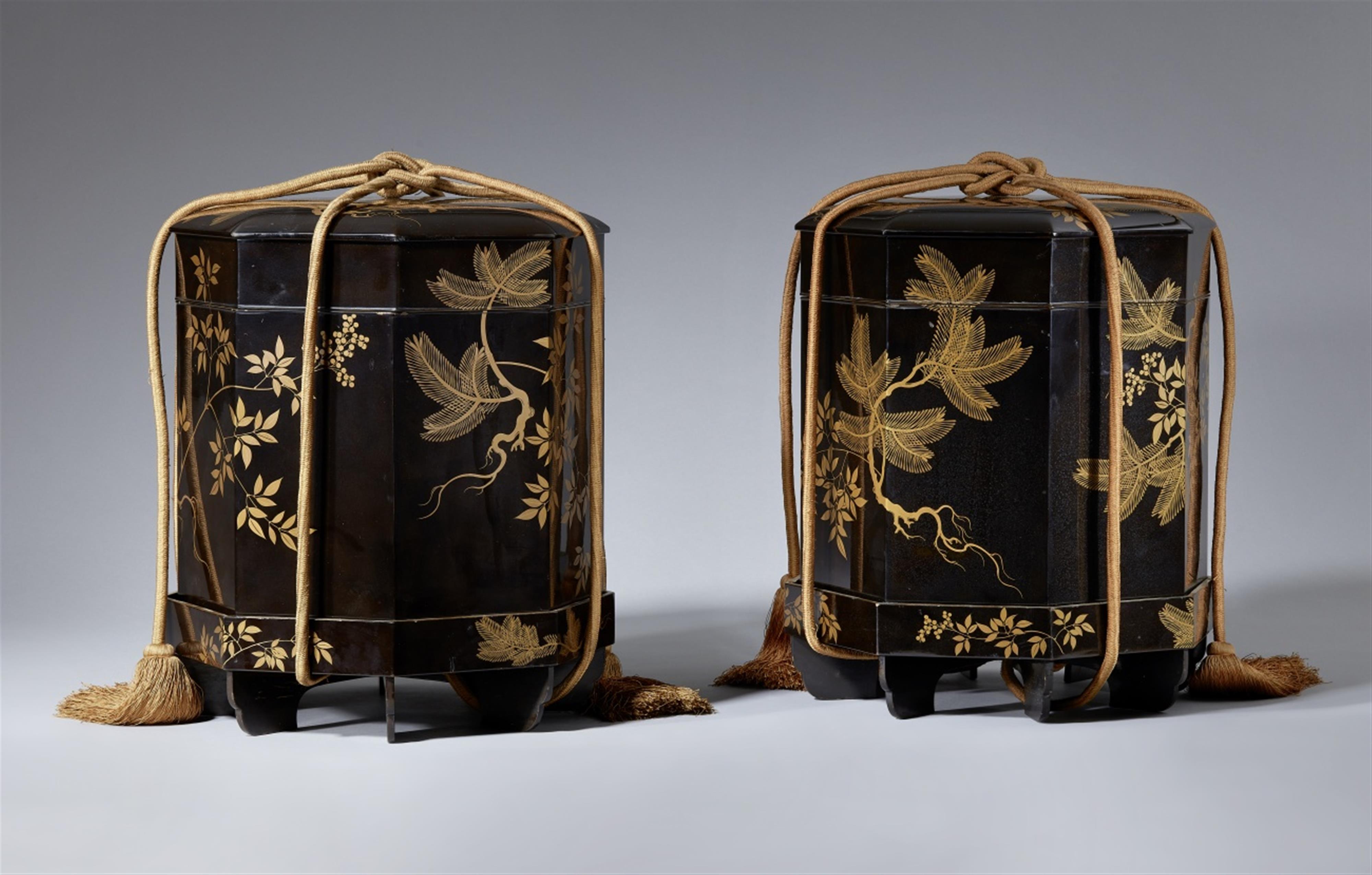 A pair of lidded boxes (kaioke). Late 19th century - image-1