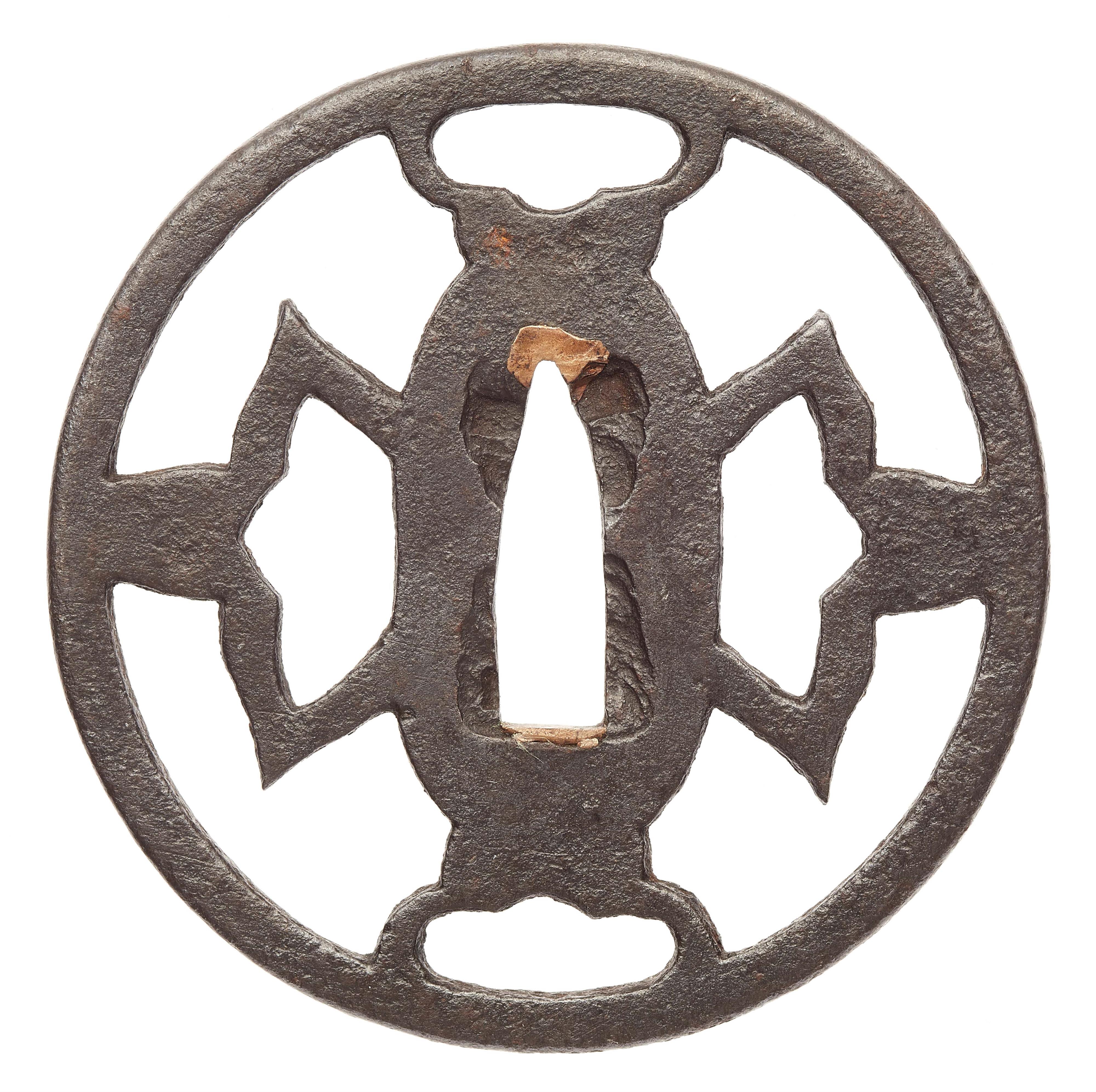 A Shôami iron tsuba. 17th/18th century - image-2