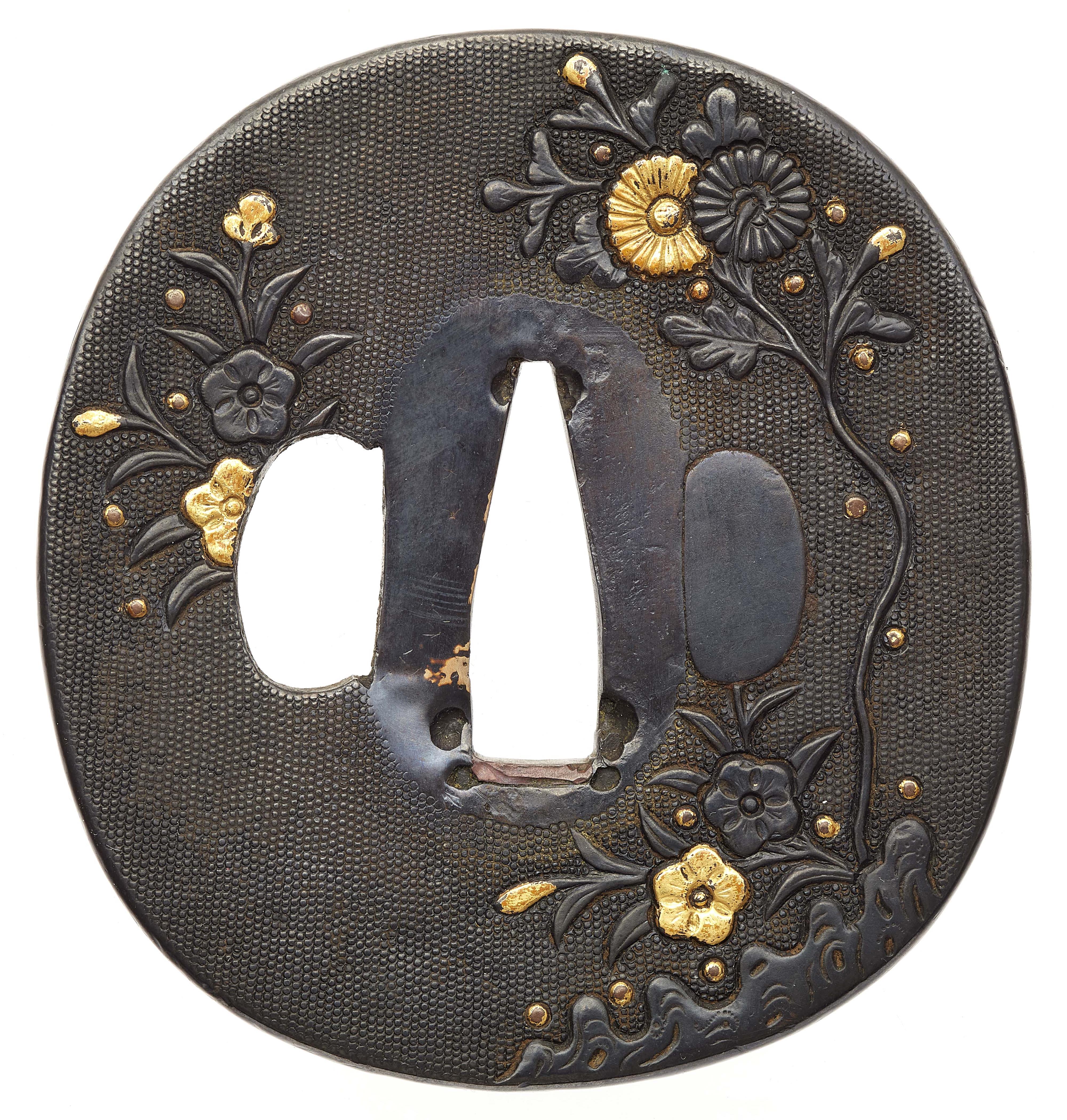 A ko kinkô shakudô tsuba. Late 16th century - image-2