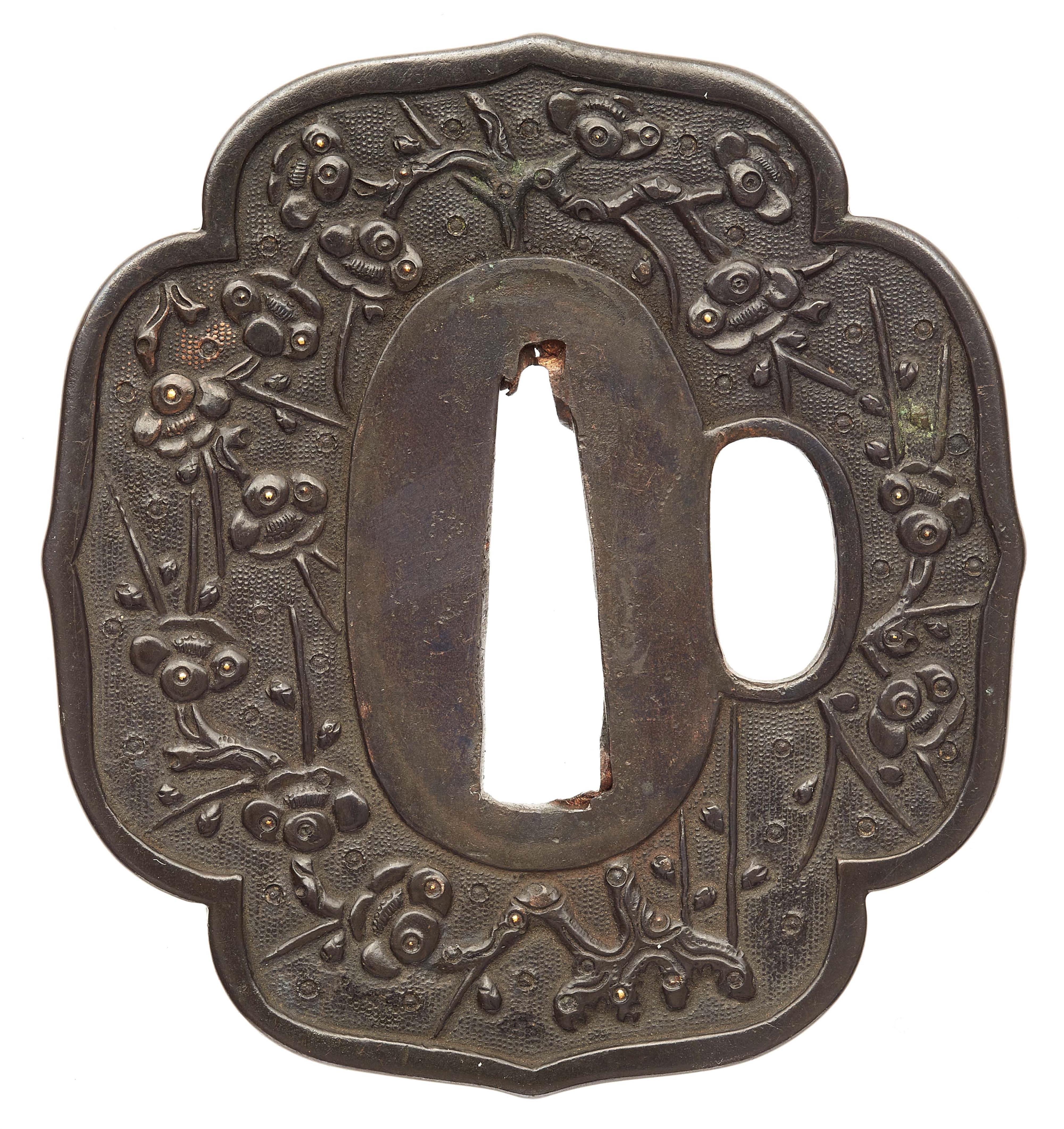 A ko kinkô shibuichi tsuba. Late 16th century - image-2