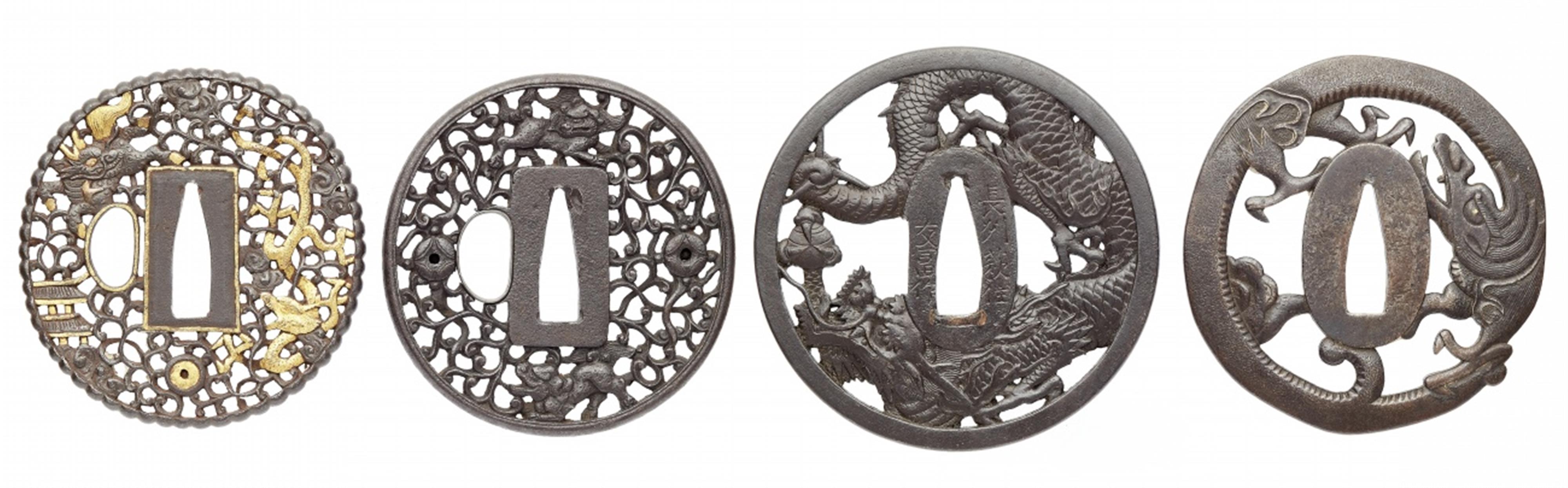 Vier tsuba. Eisen. Edo-Zeit - image-1