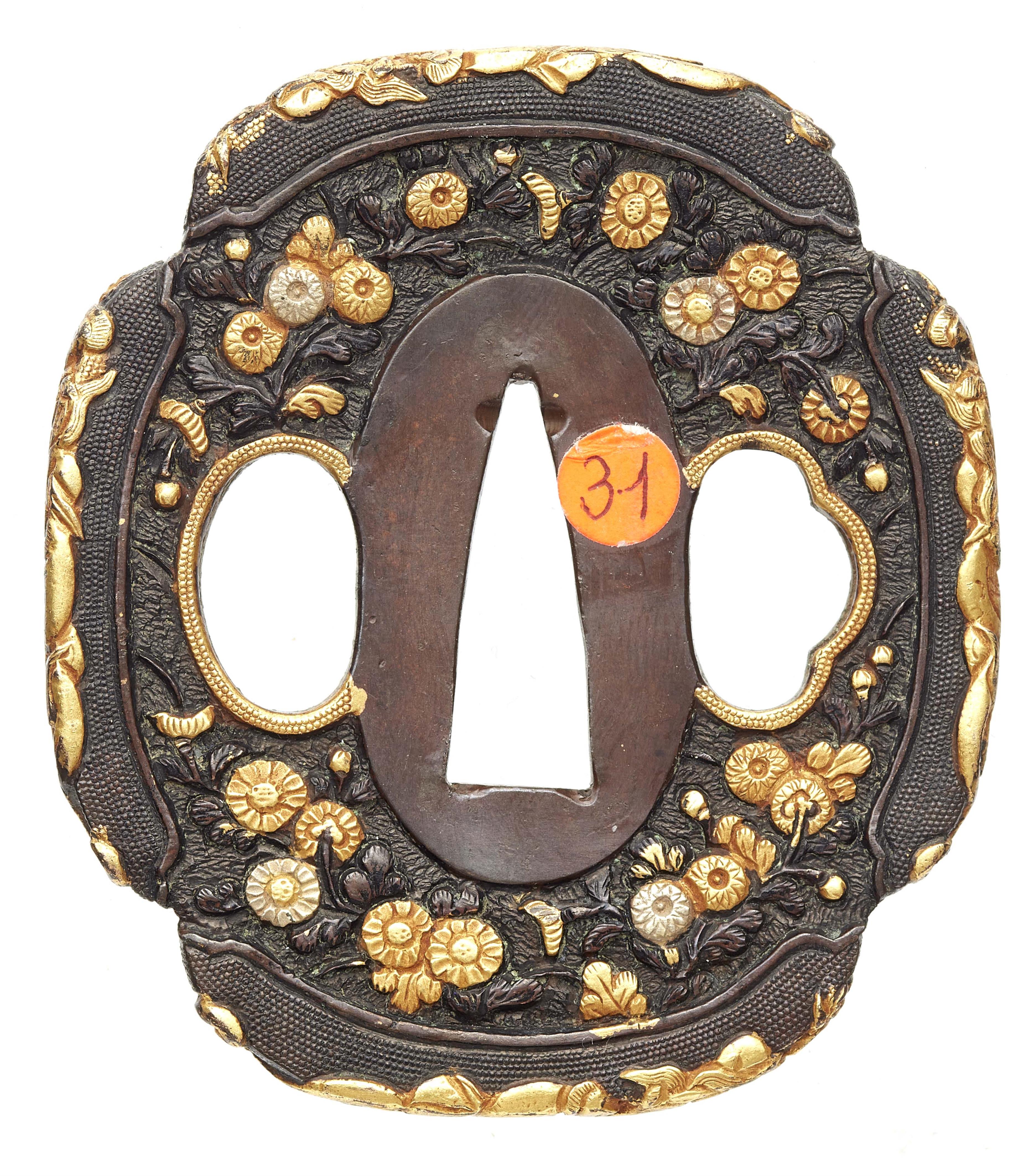 A Mino Goto shibuichi tsuba. 17th century - image-2