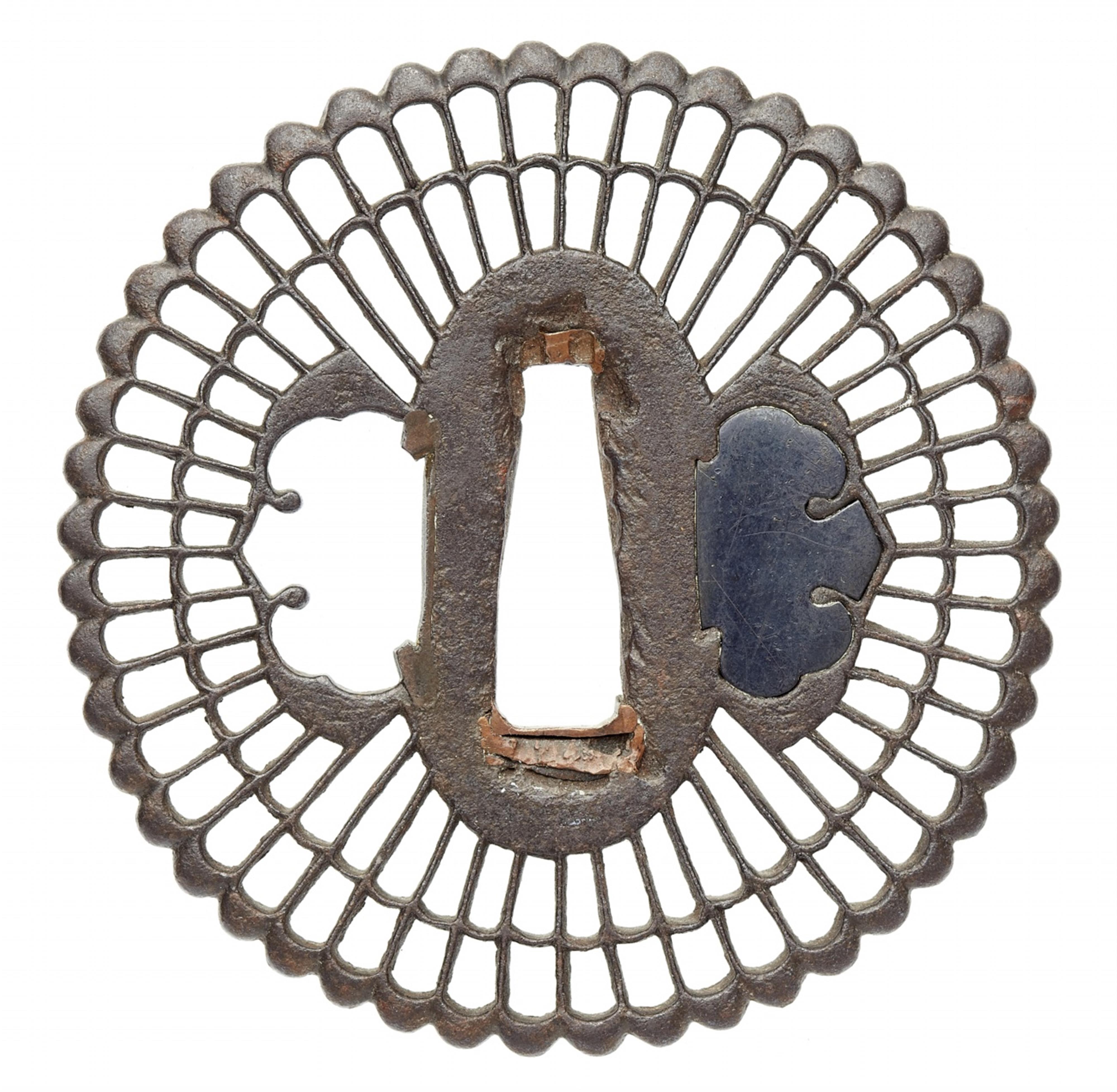 An iron sukashi tsuba. 17th/18th century - image-1