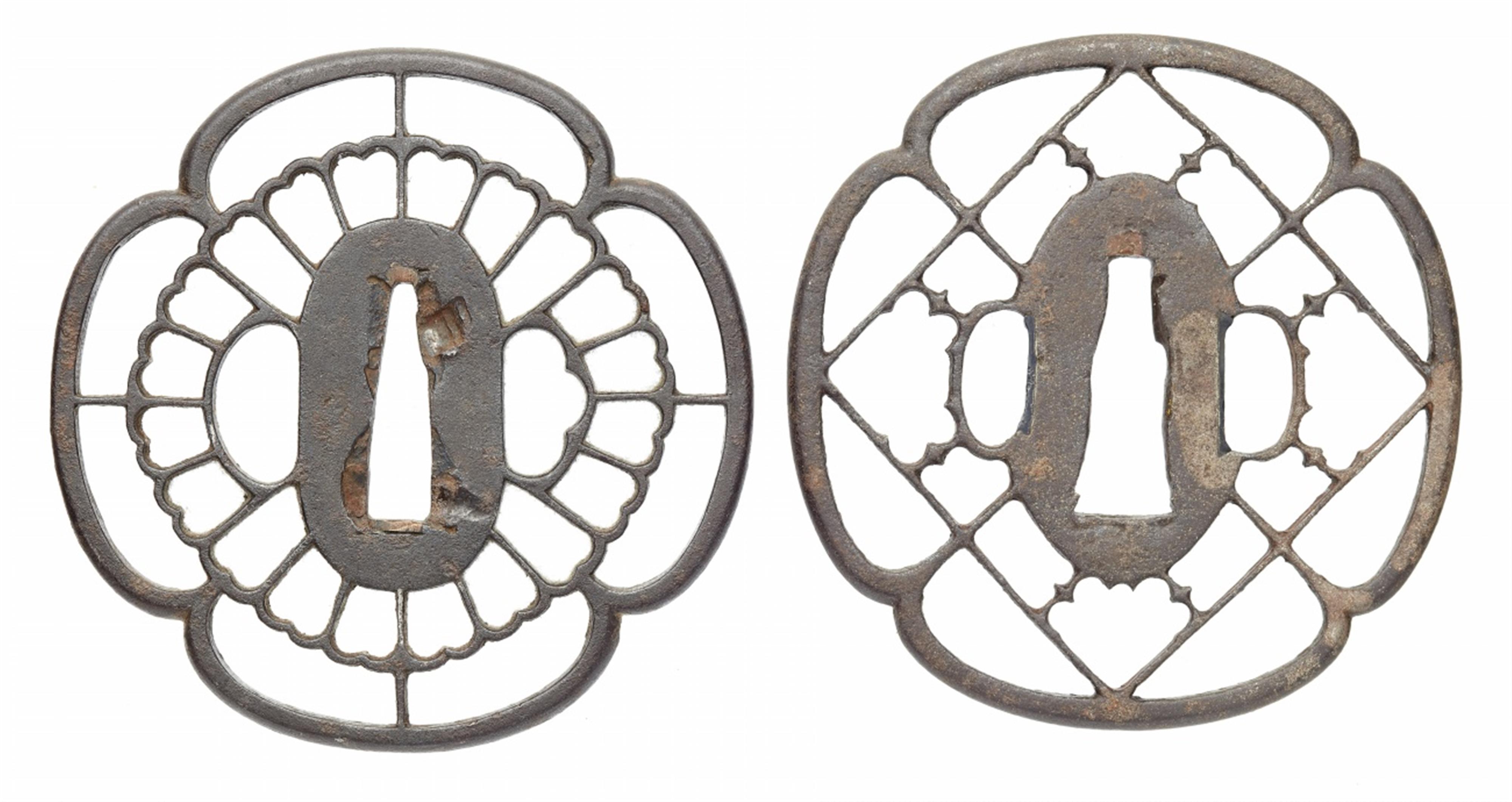 Zwei sukashi-tsuba. Eisen. Edo-Zeit - image-1