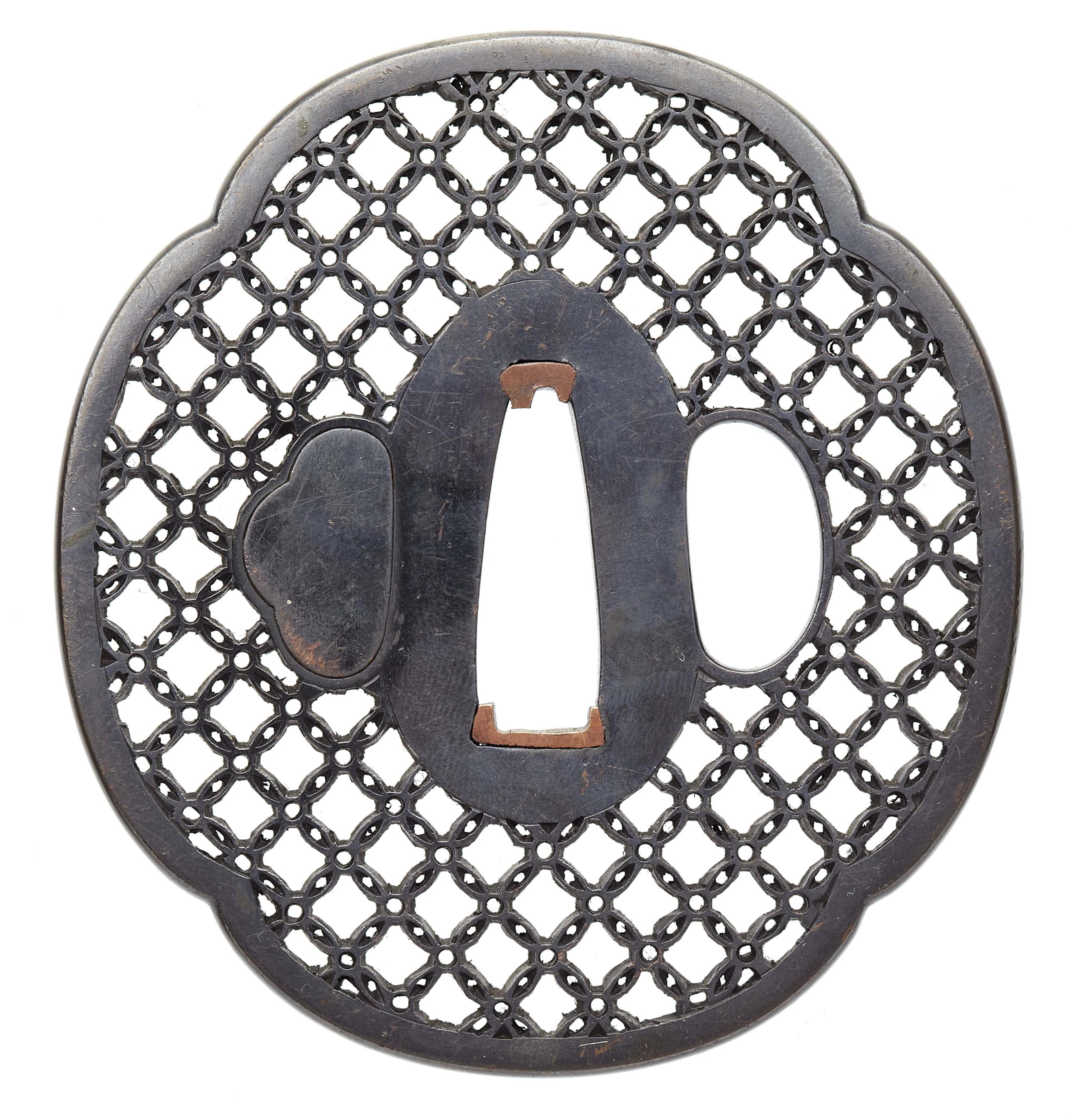 A shibuichi tsuba. 18th/19th century - image-2