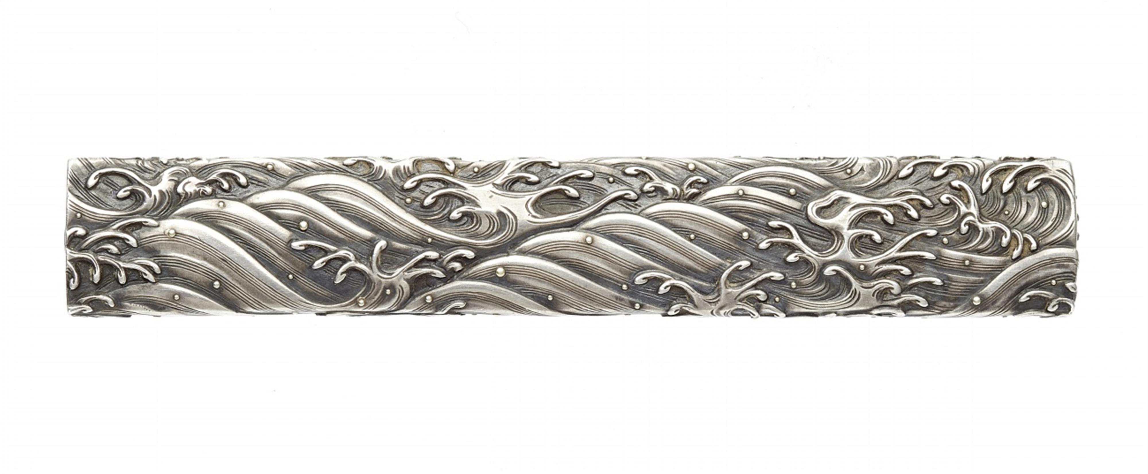 A silver kozuka. Around 1800 - image-1