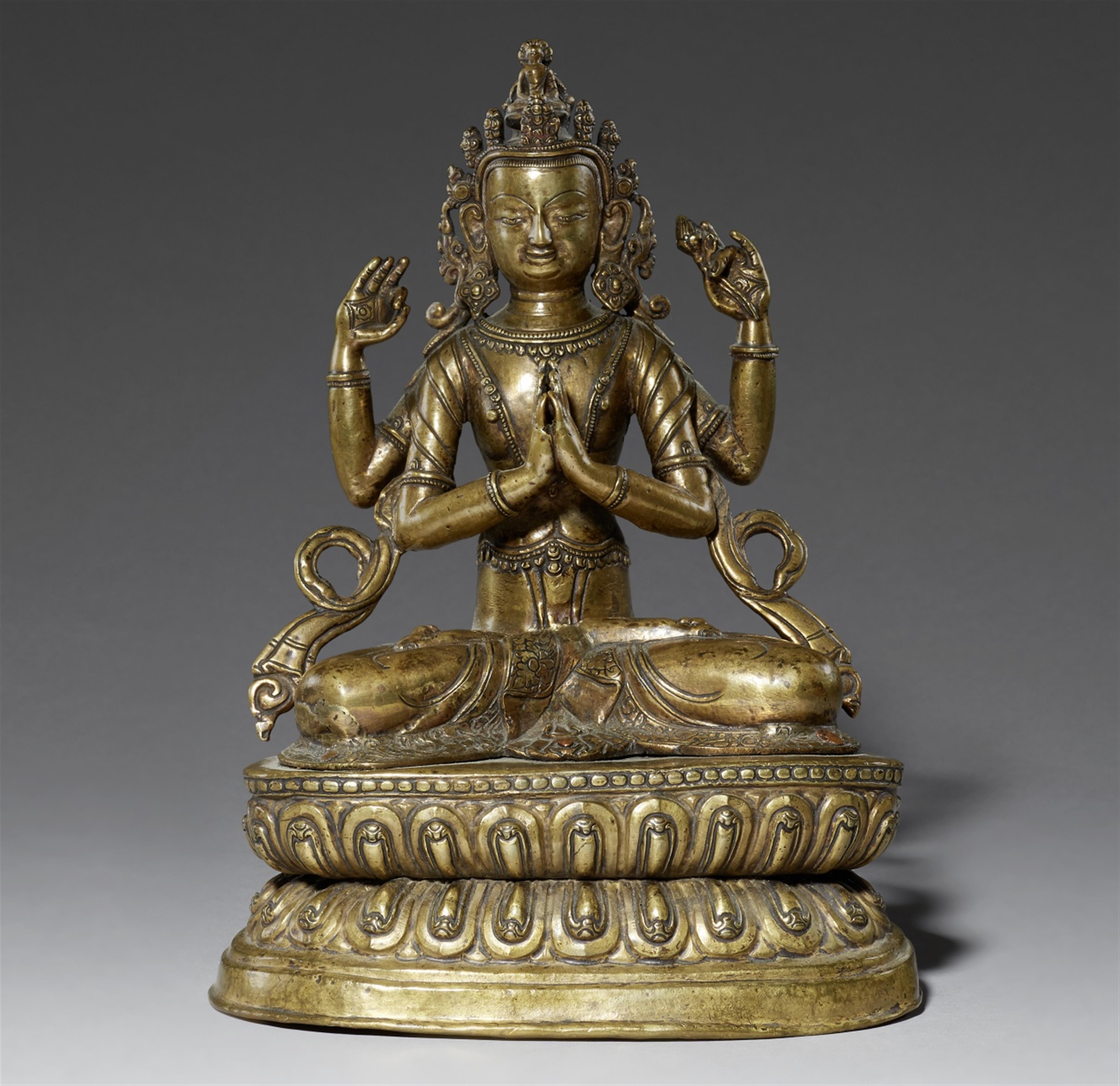 A Tibetan bronze figure of Shadakshari Avalokiteshvara. 17th/18th century - image-1