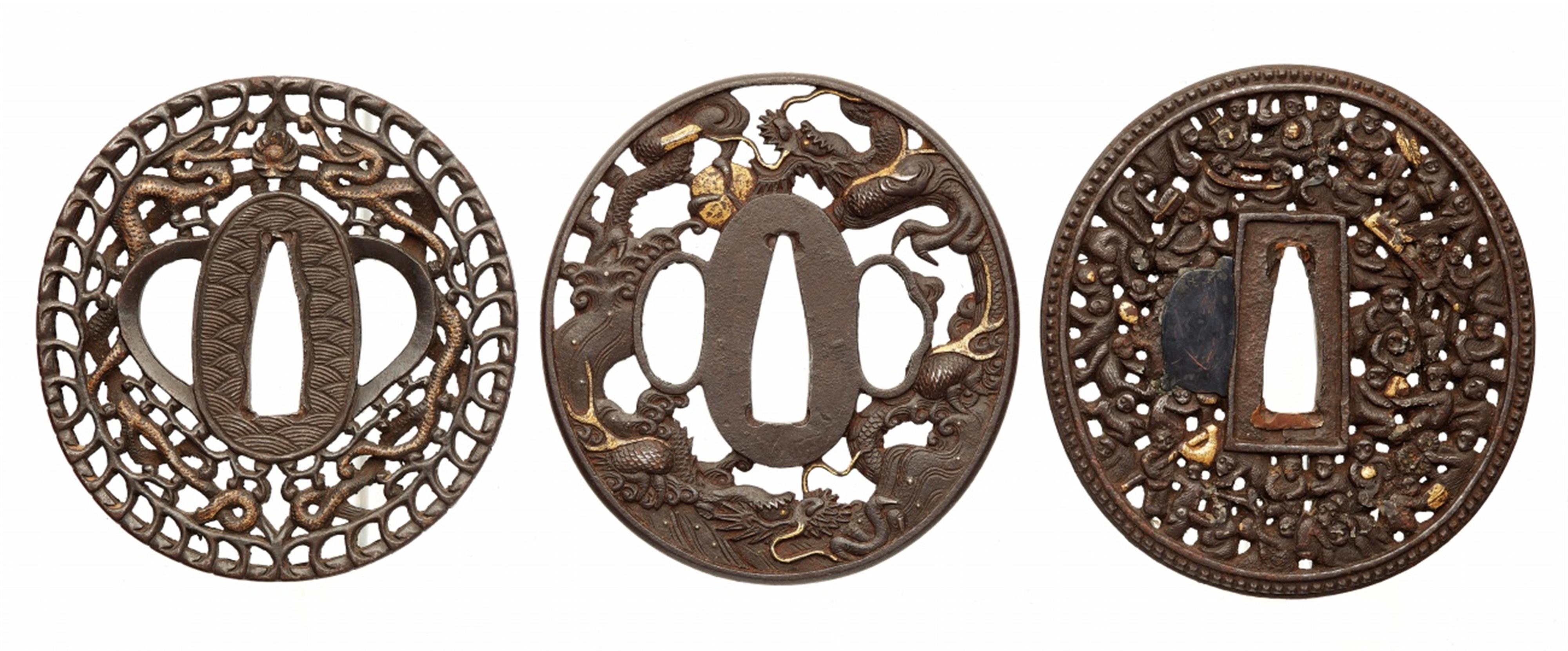 Three iron tsuba. Edo period - image-1