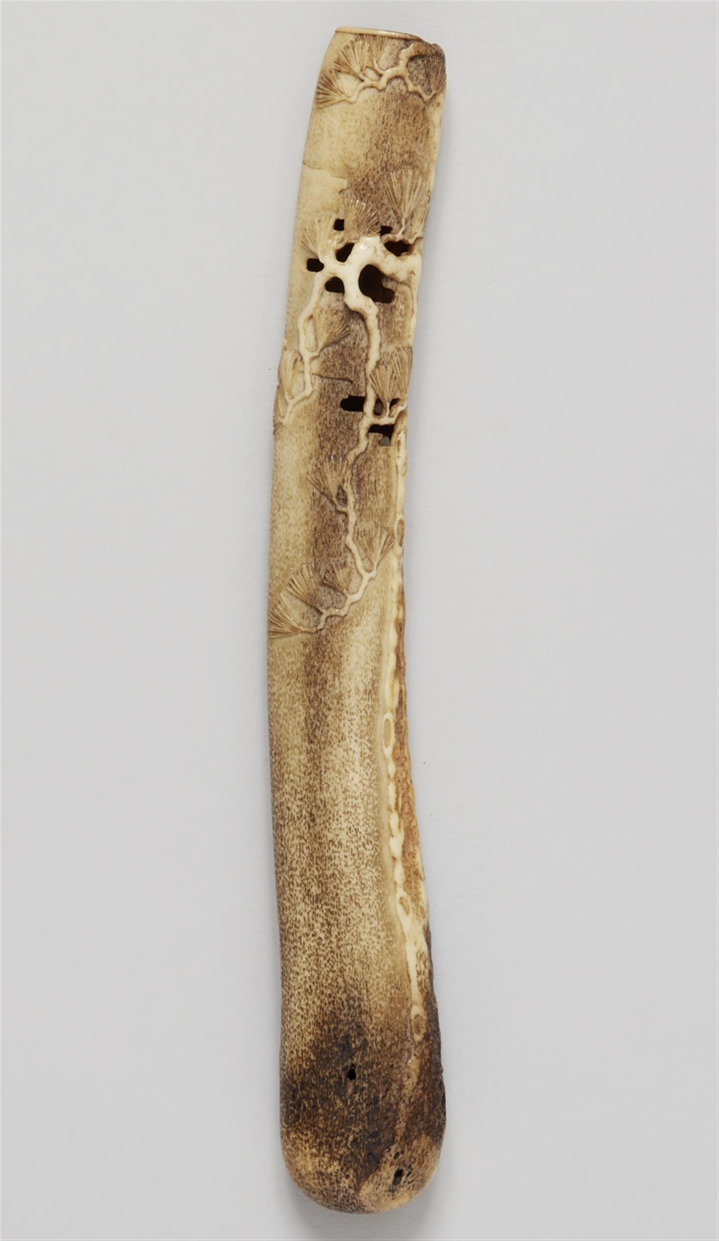 A stag antler kiseruzutsu. Late 19th century - image-1