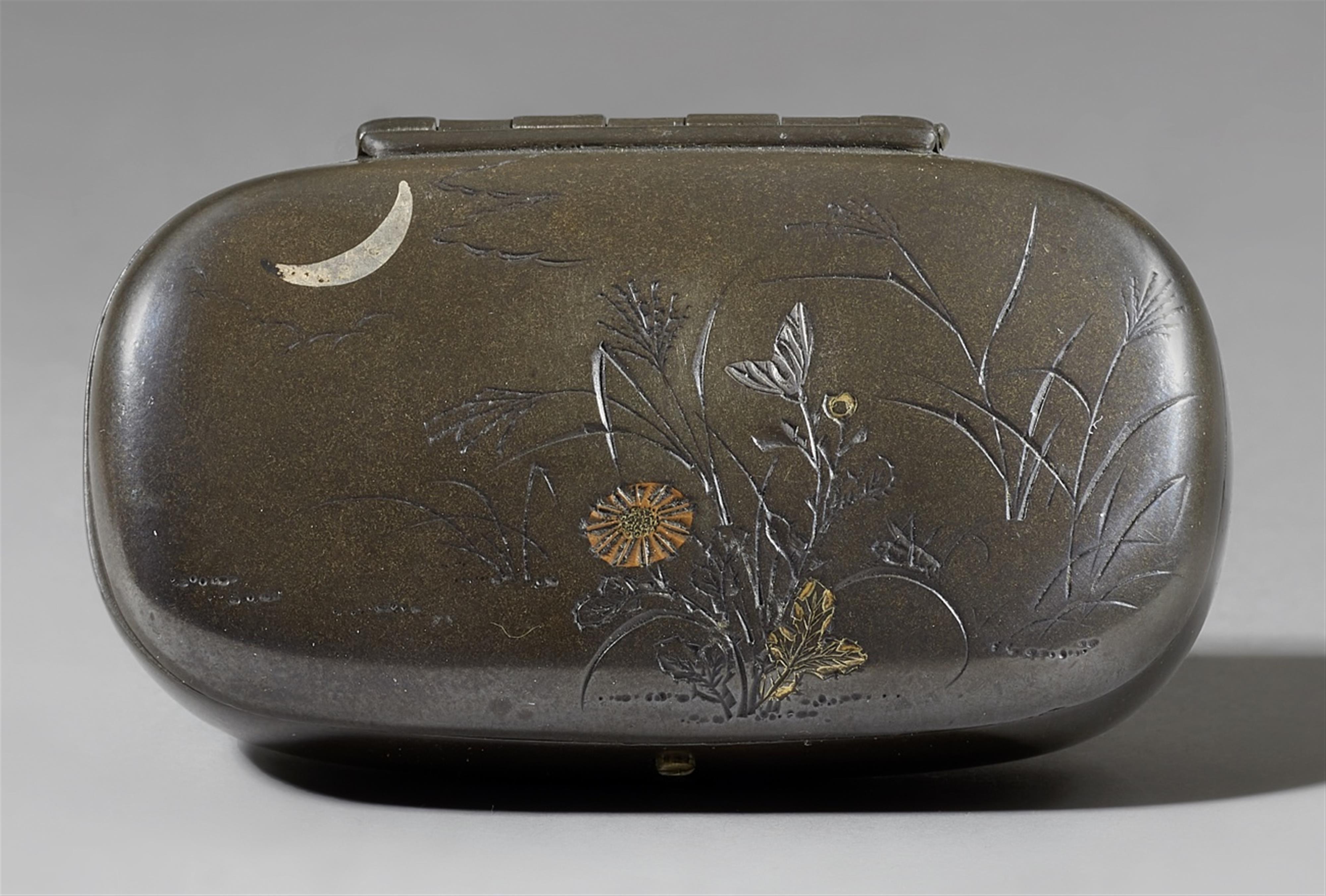 A shibuichi portable writing set (yatate). Second half 19th century - image-1