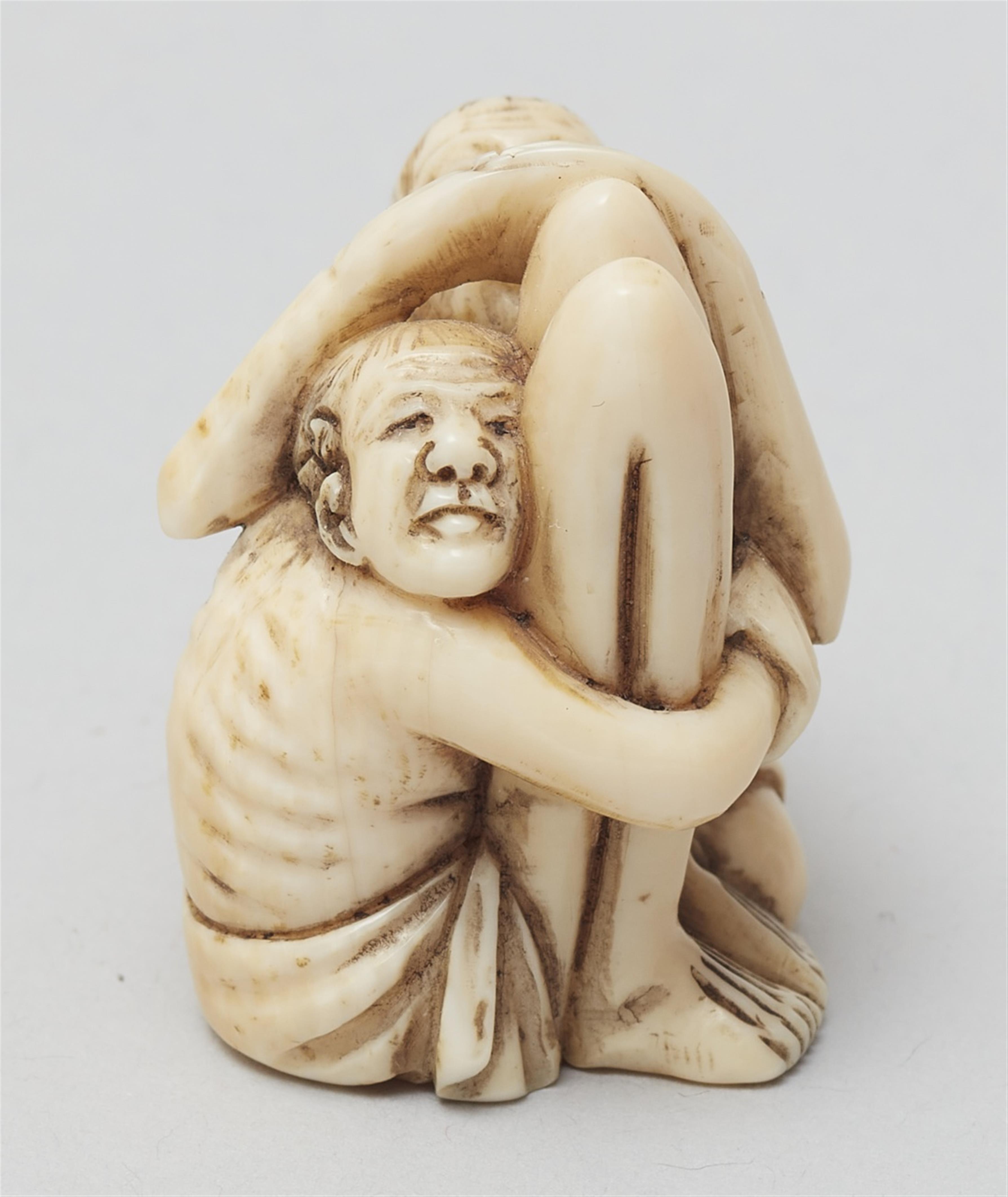 An ivory netsuke of ashinaga and tenaga. Second half 19th century - image-5