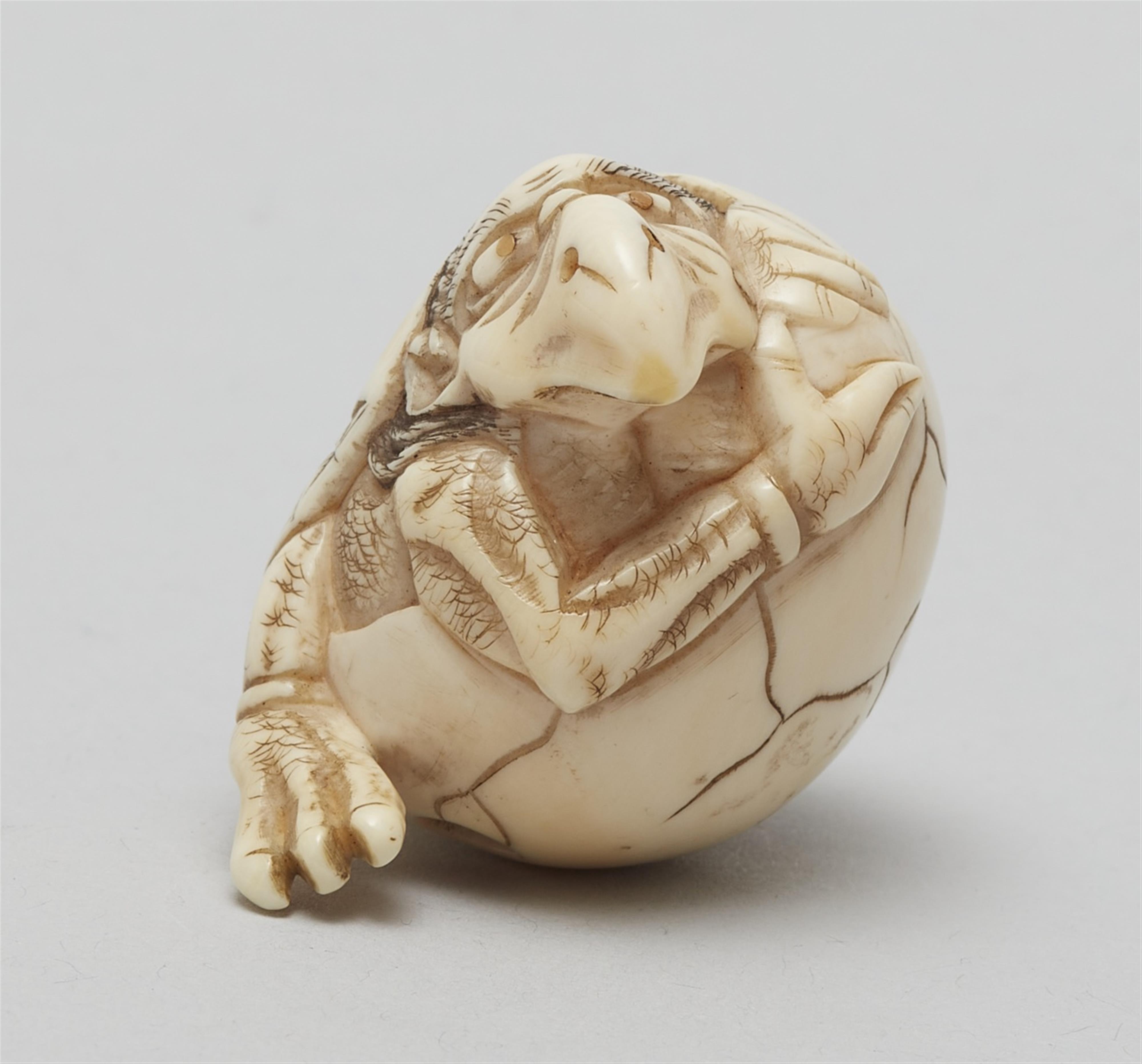 An ivory netsuke of a tengu no tamago. 19th century - image-5