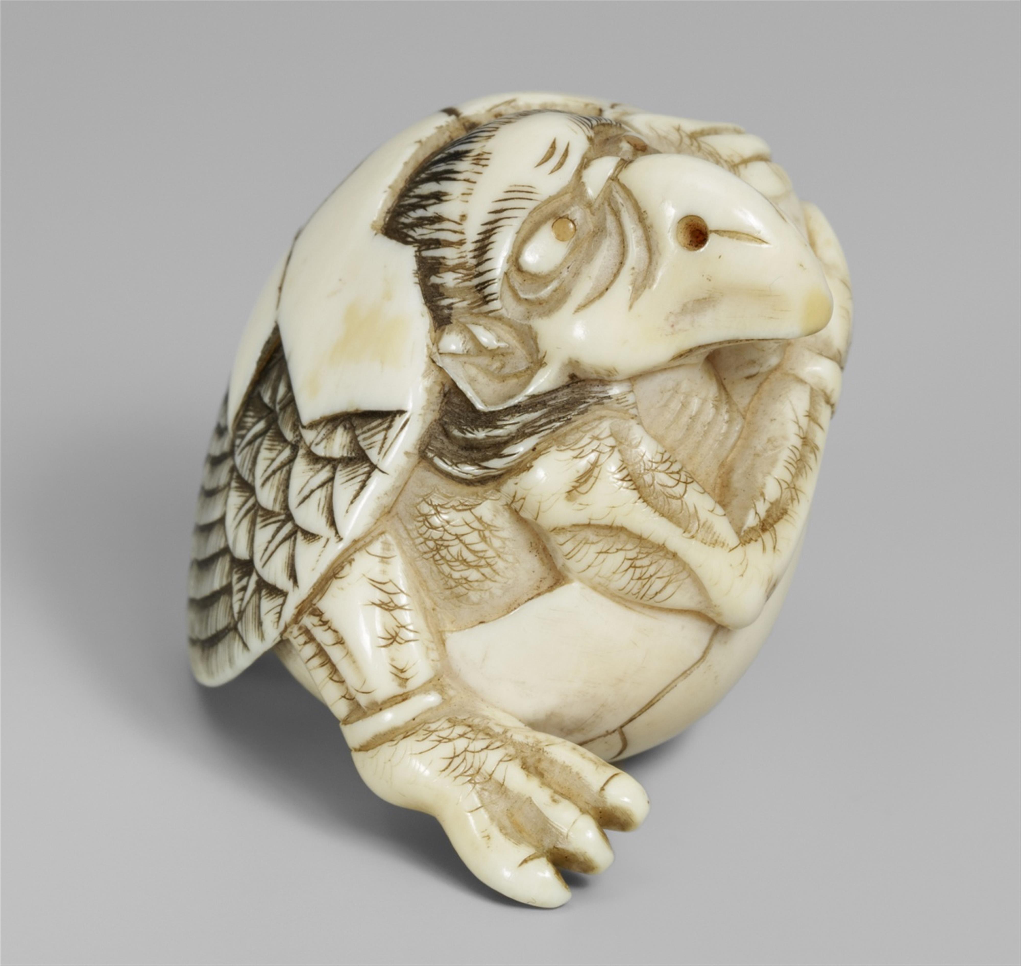 An ivory netsuke of a tengu no tamago. 19th century - image-1