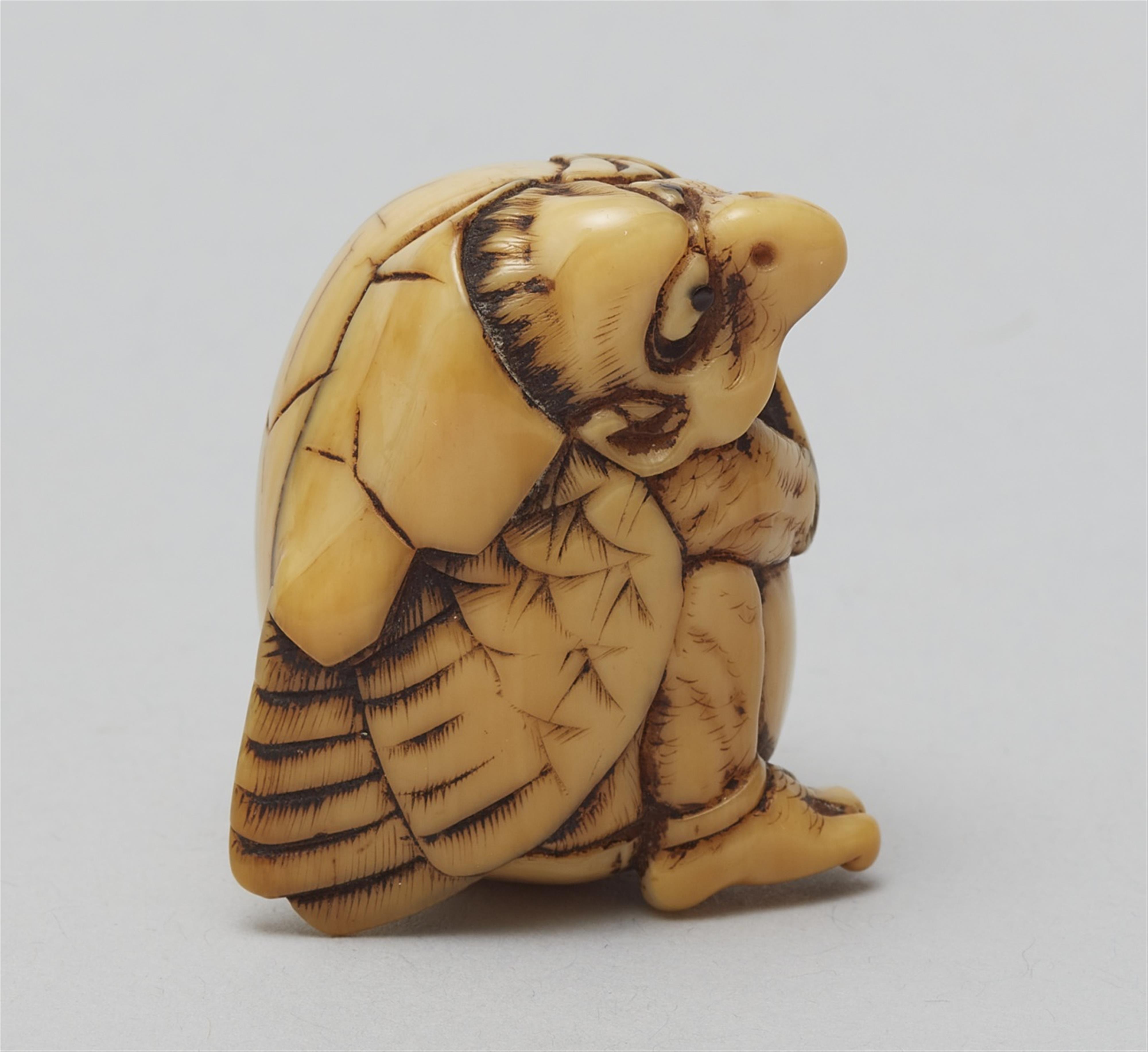 An ivory netsuke of a tengu no tamago. Second half 18th century - image-5