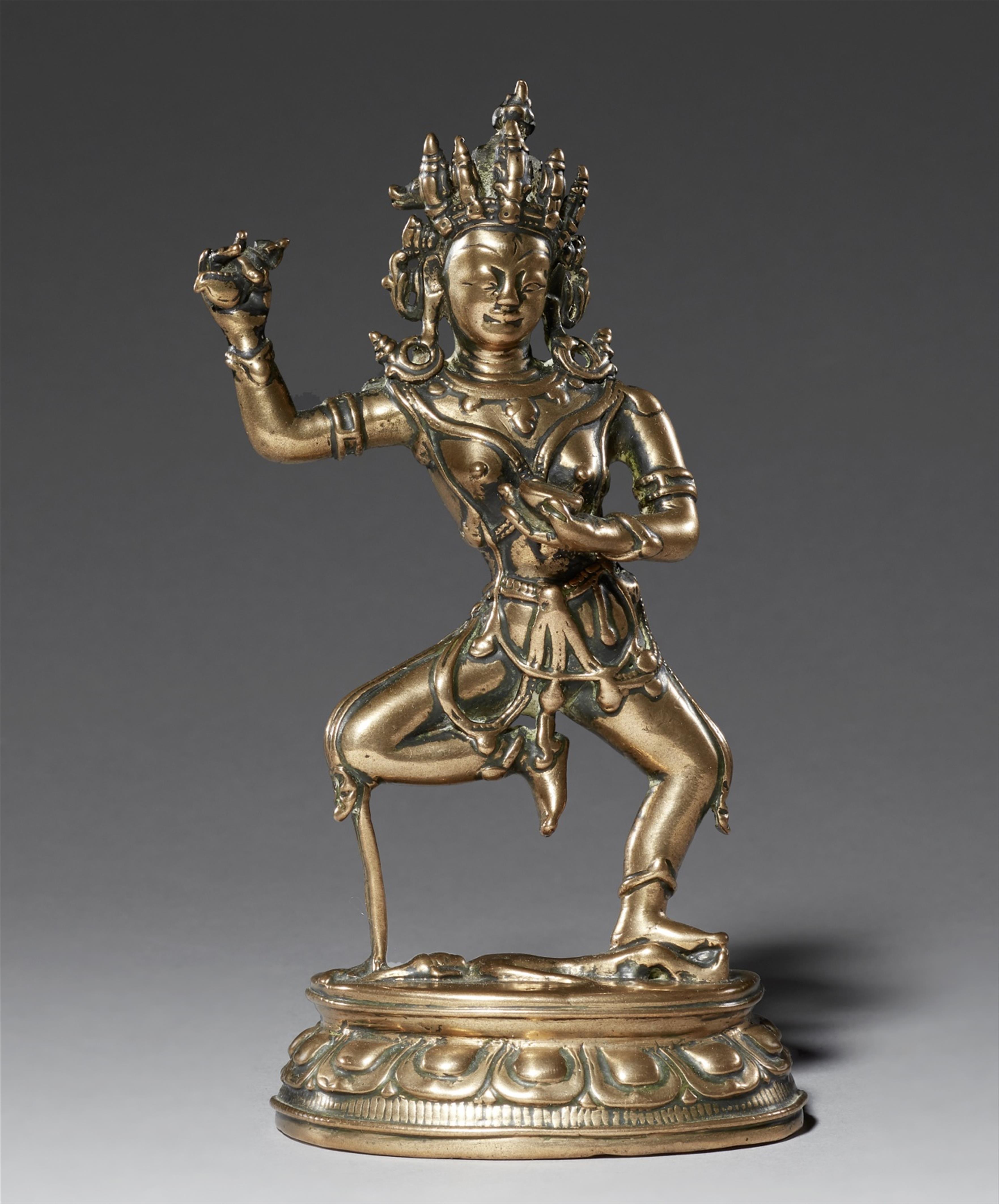 A Tibetan bronze figure of Vajravarahi. 14th/16th century - image-1