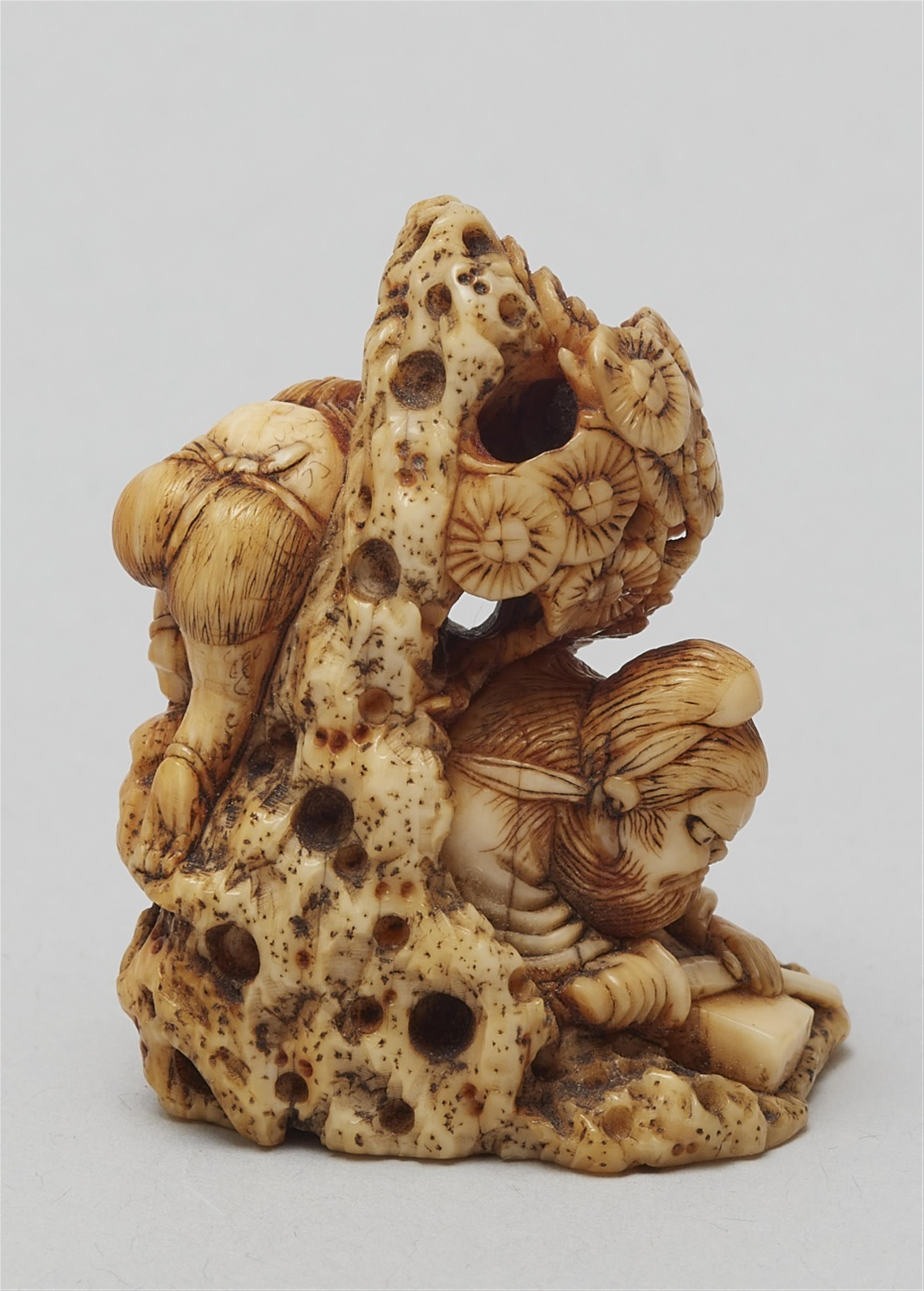 An ivory netsuke of Oharame. Second half 19th century - image-2