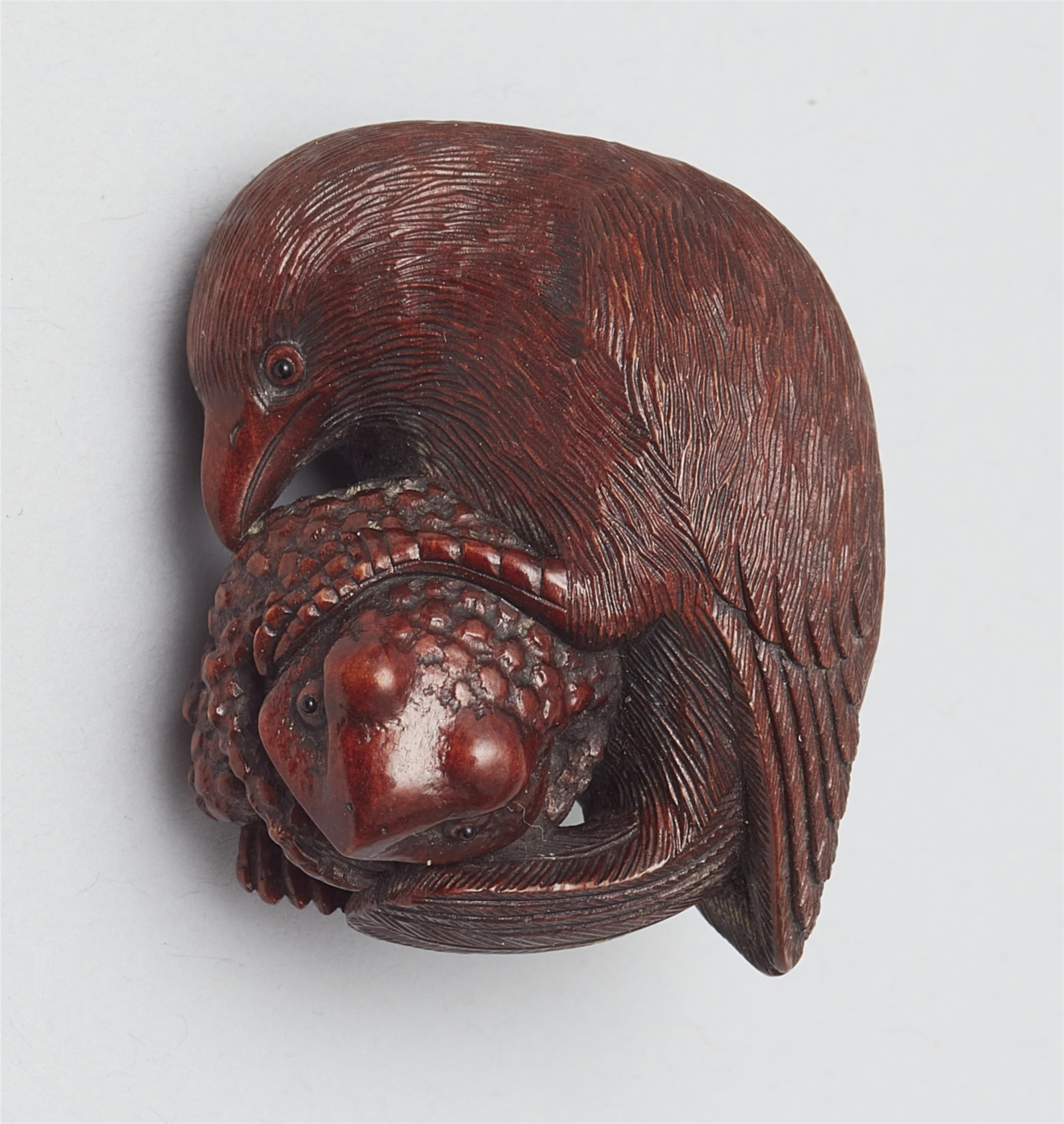 A wood netsuke of a bird and a toad. 20th century - image-2