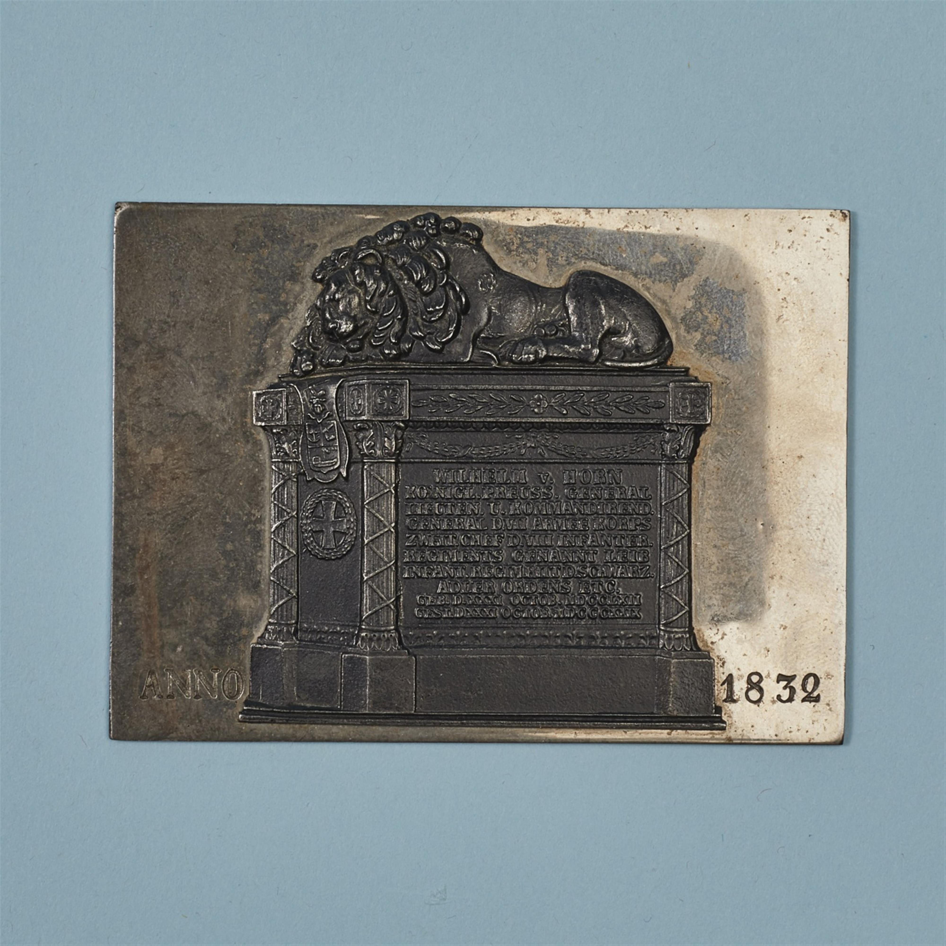 A cast iron New Year's plaque with the grave monument of Wilhelm v. Horn in Münster - image-1