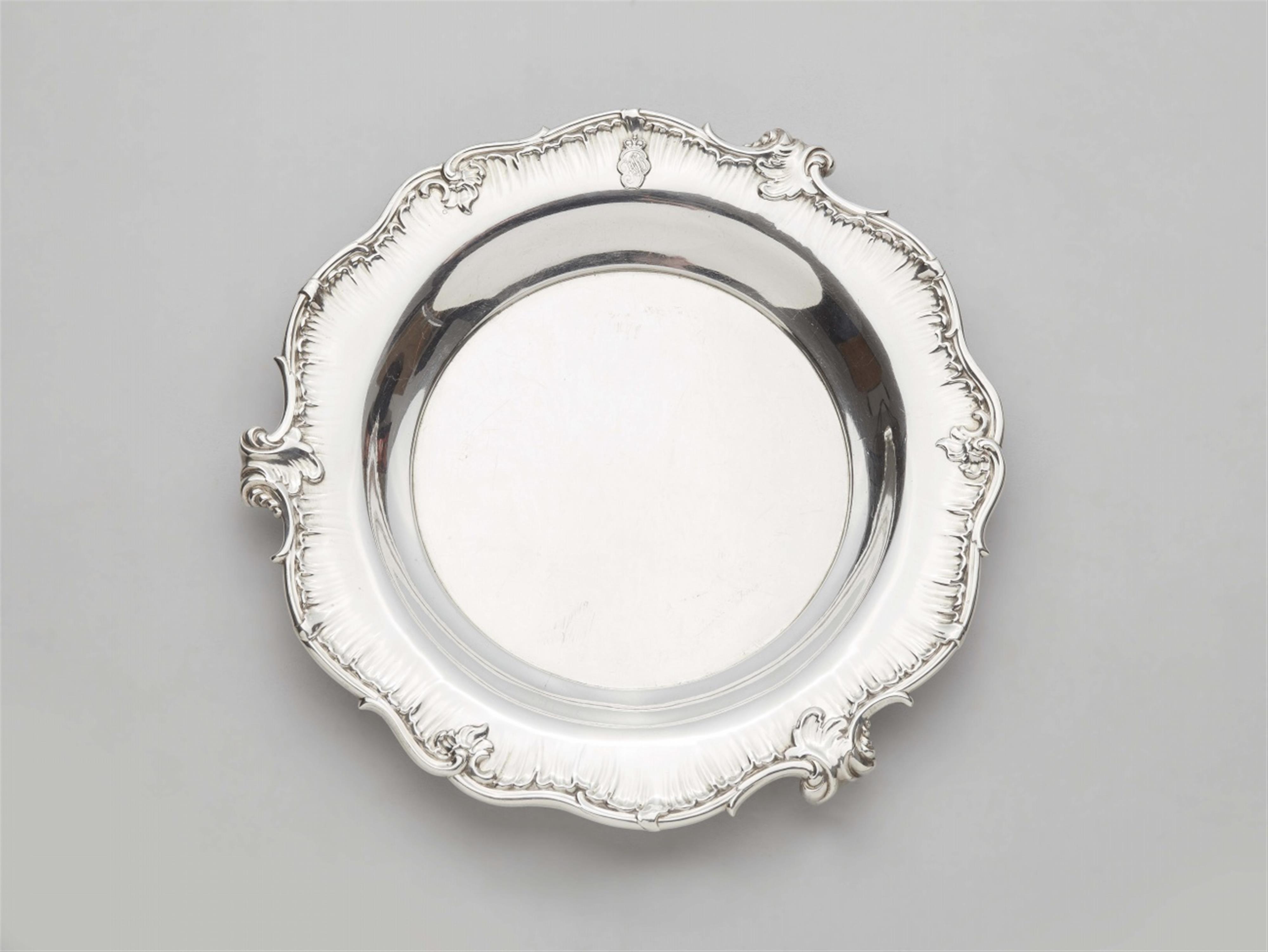 A Berlin silver platter from a courtly service - image-1