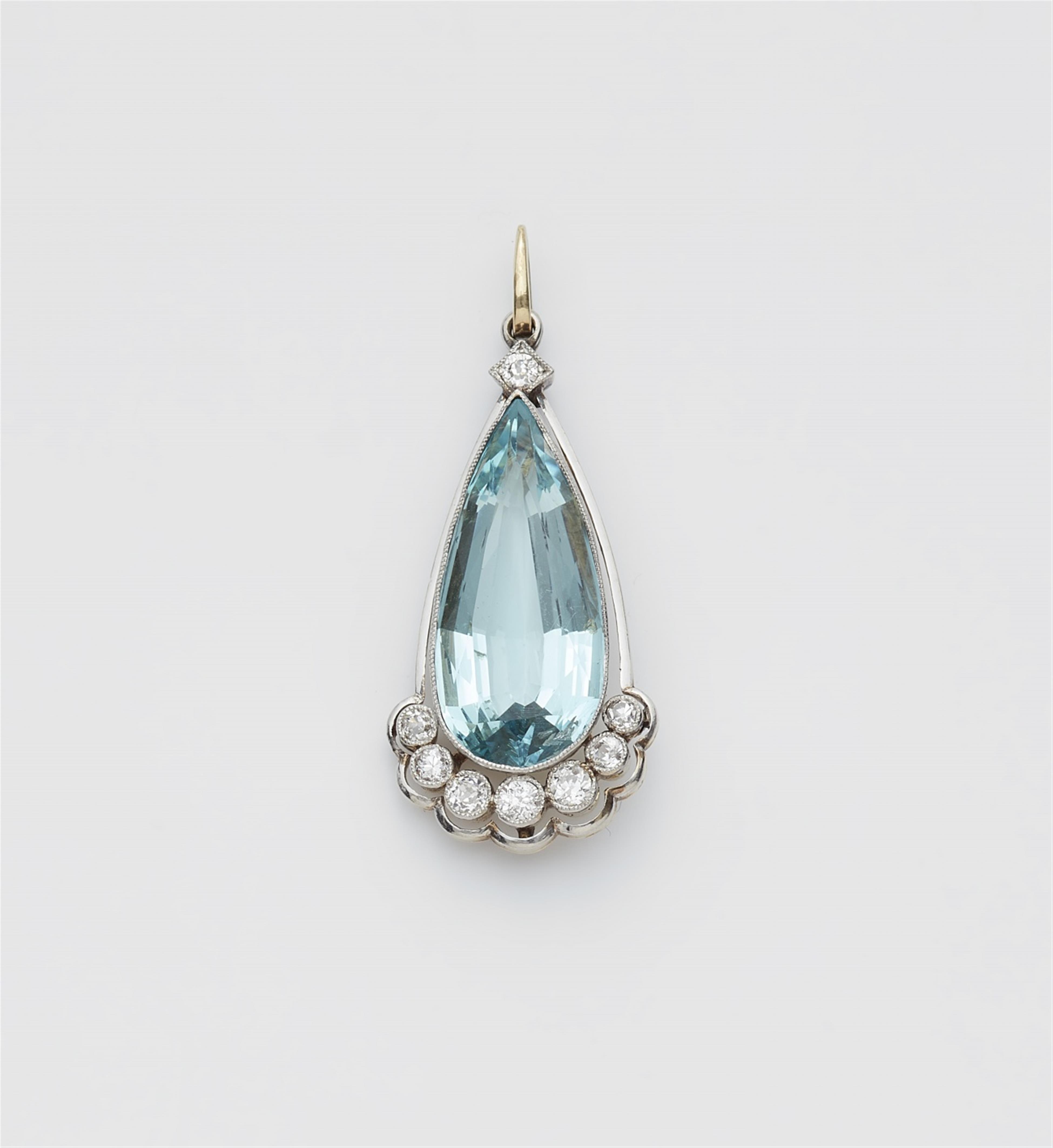 An Art Deco aquamarine pendant - image-1