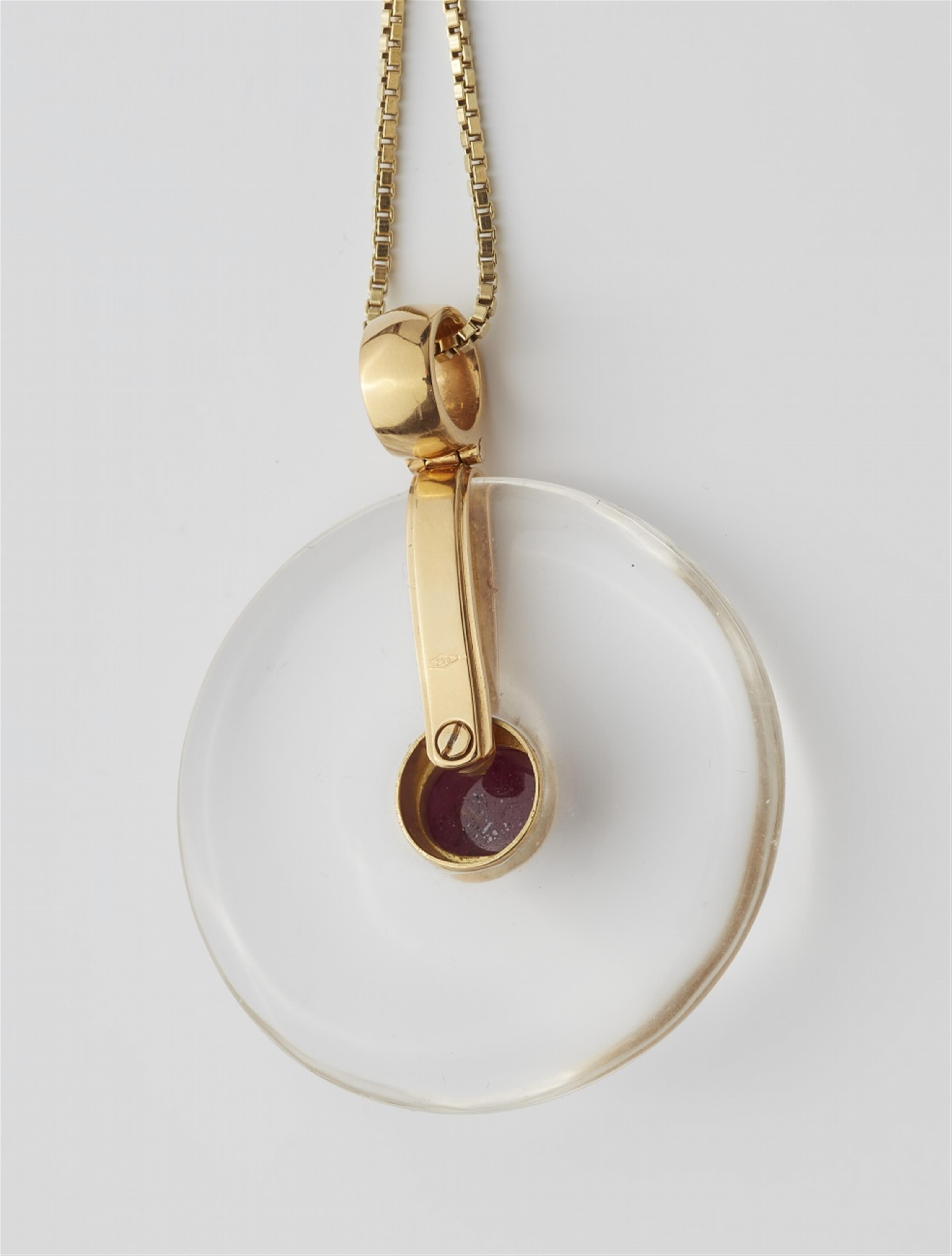 An 18k gold ruby and quartz pendant necklace - image-4