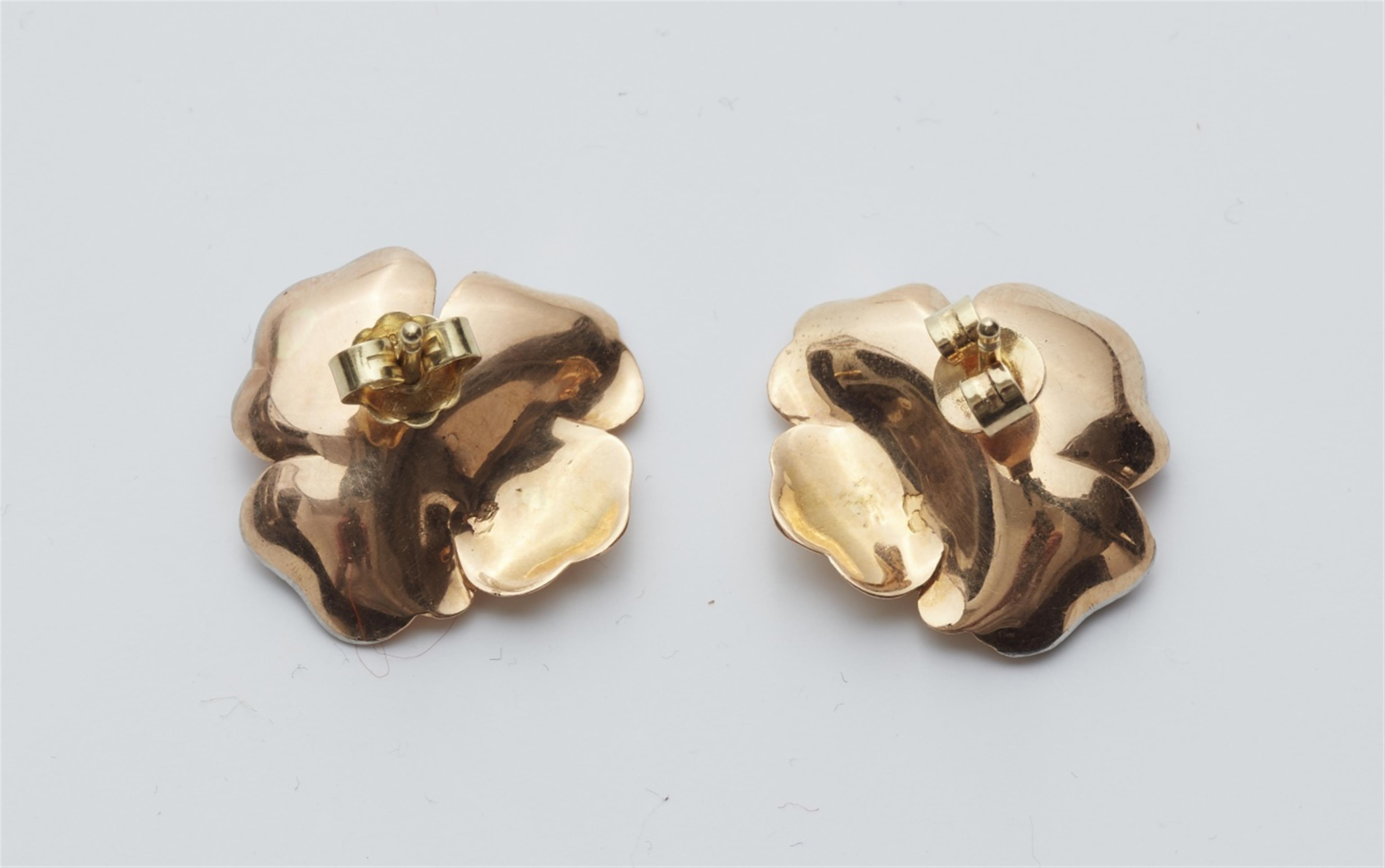 Paar Retro-Ohrringe mit Rubinen - image-2
