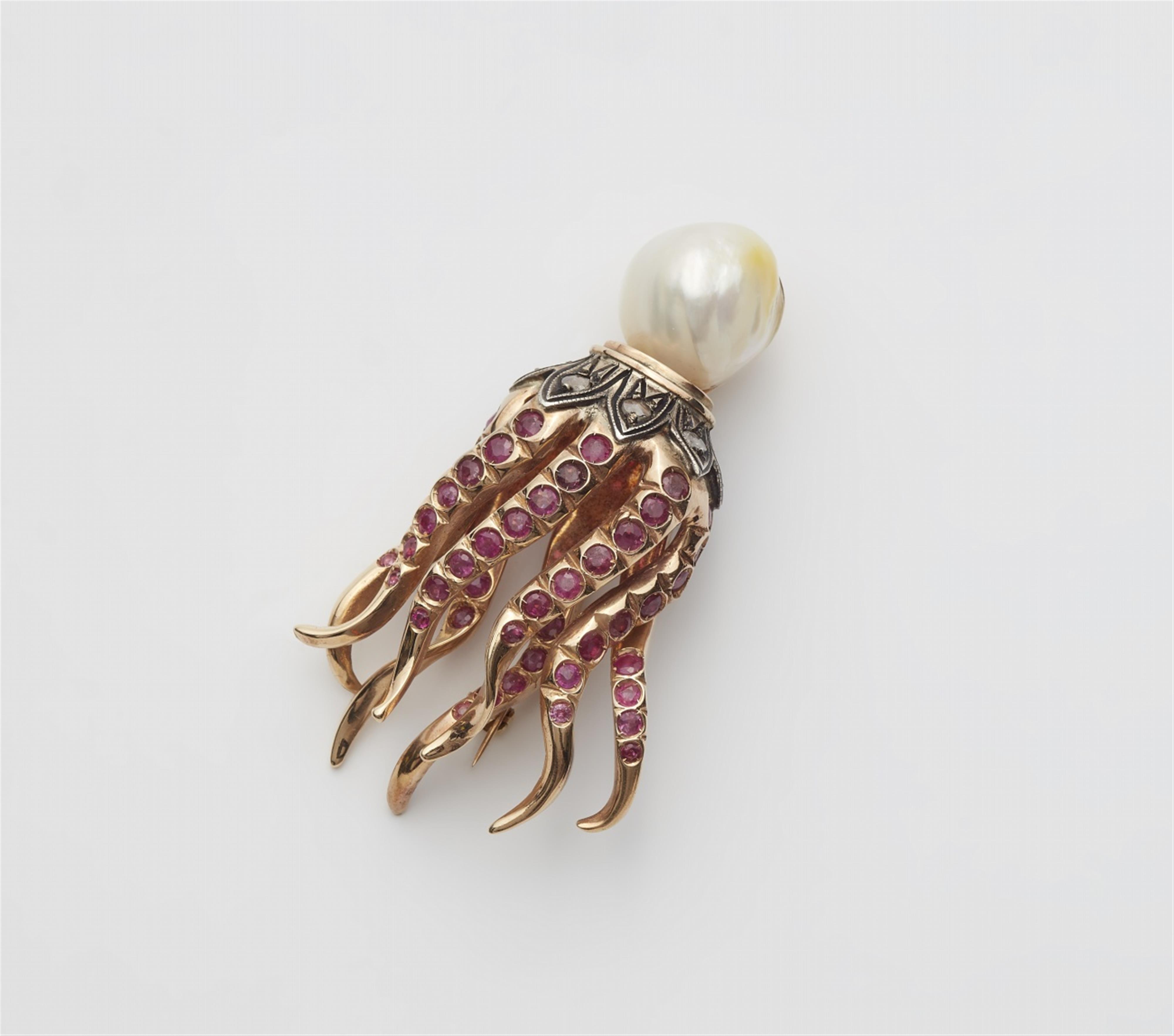 An octopus brooch with a baroque pearl - image-1