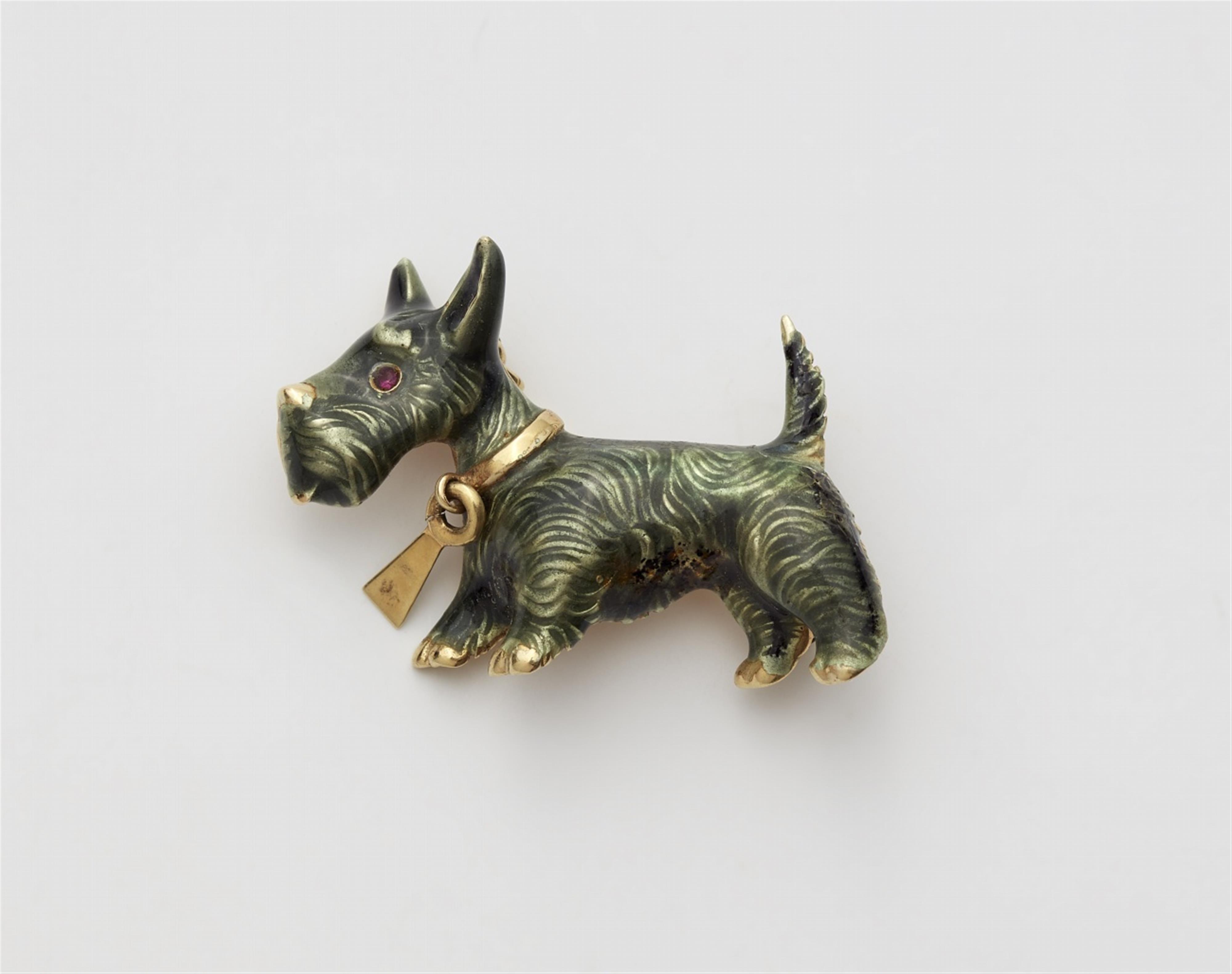 A small Scotch terrier novelty brooch - image-1