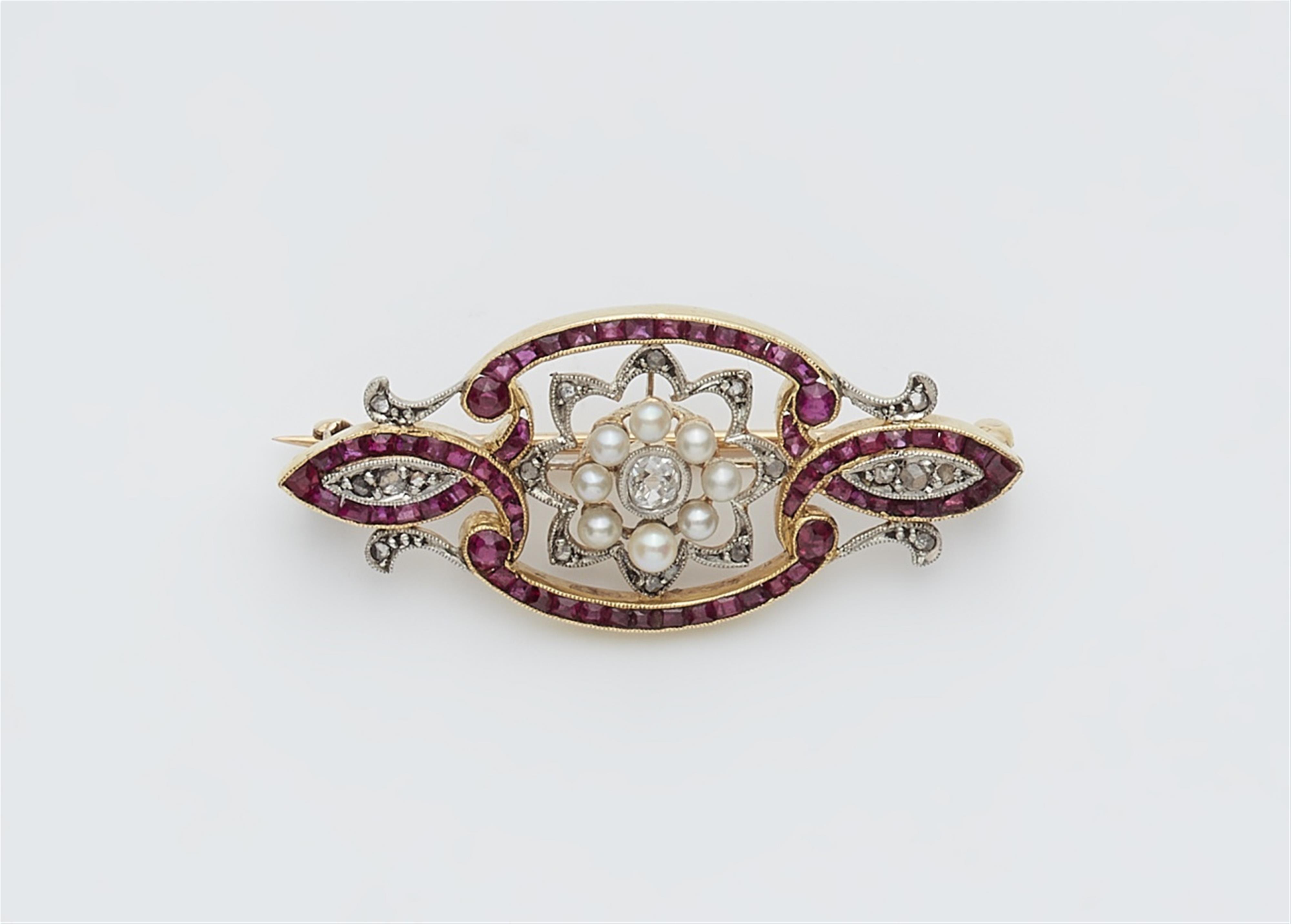 A Victorian ruby brooch - image-1