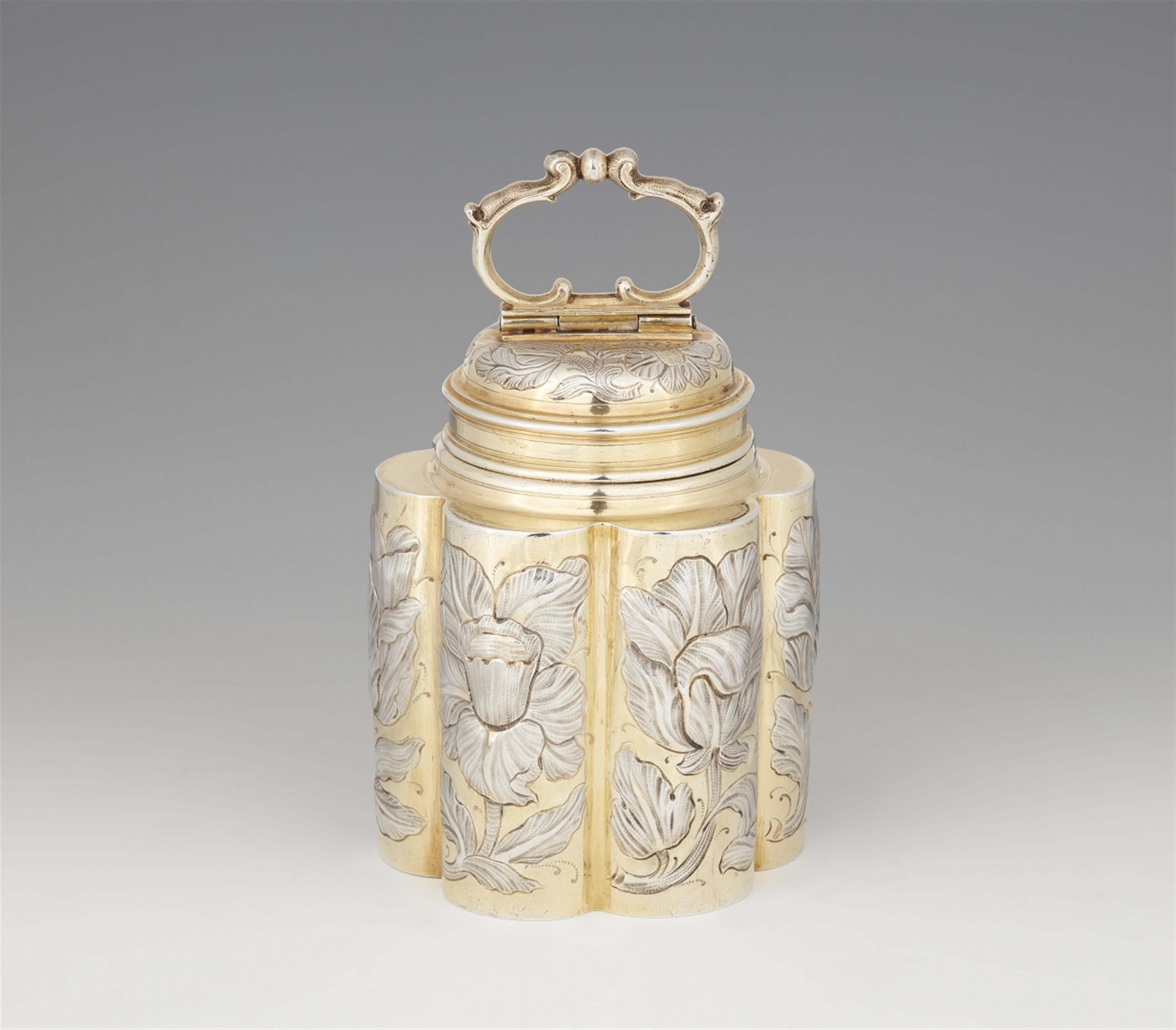 An Augsburg silver flask - image-1