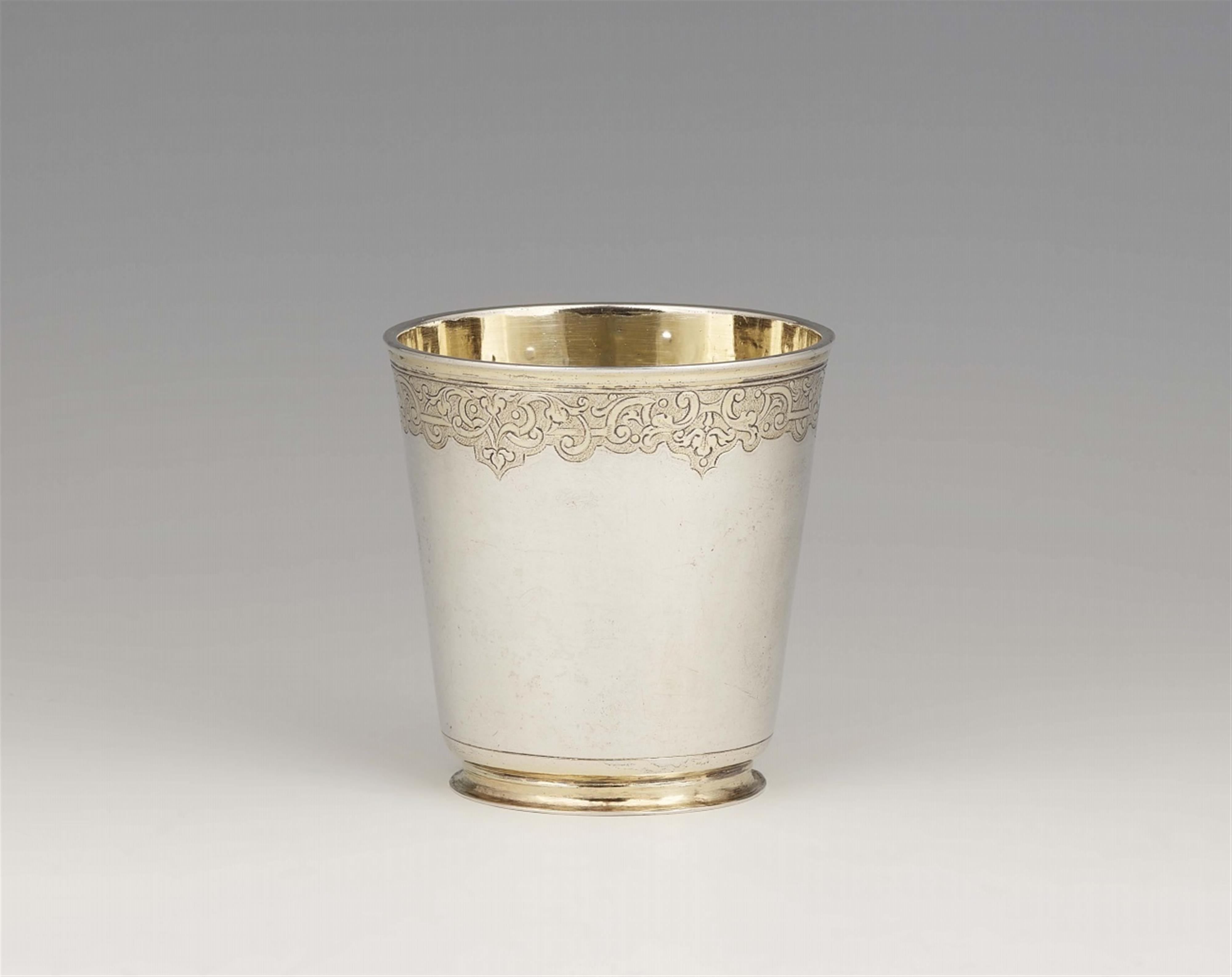 A Régence Augsburg silver beaker - image-1