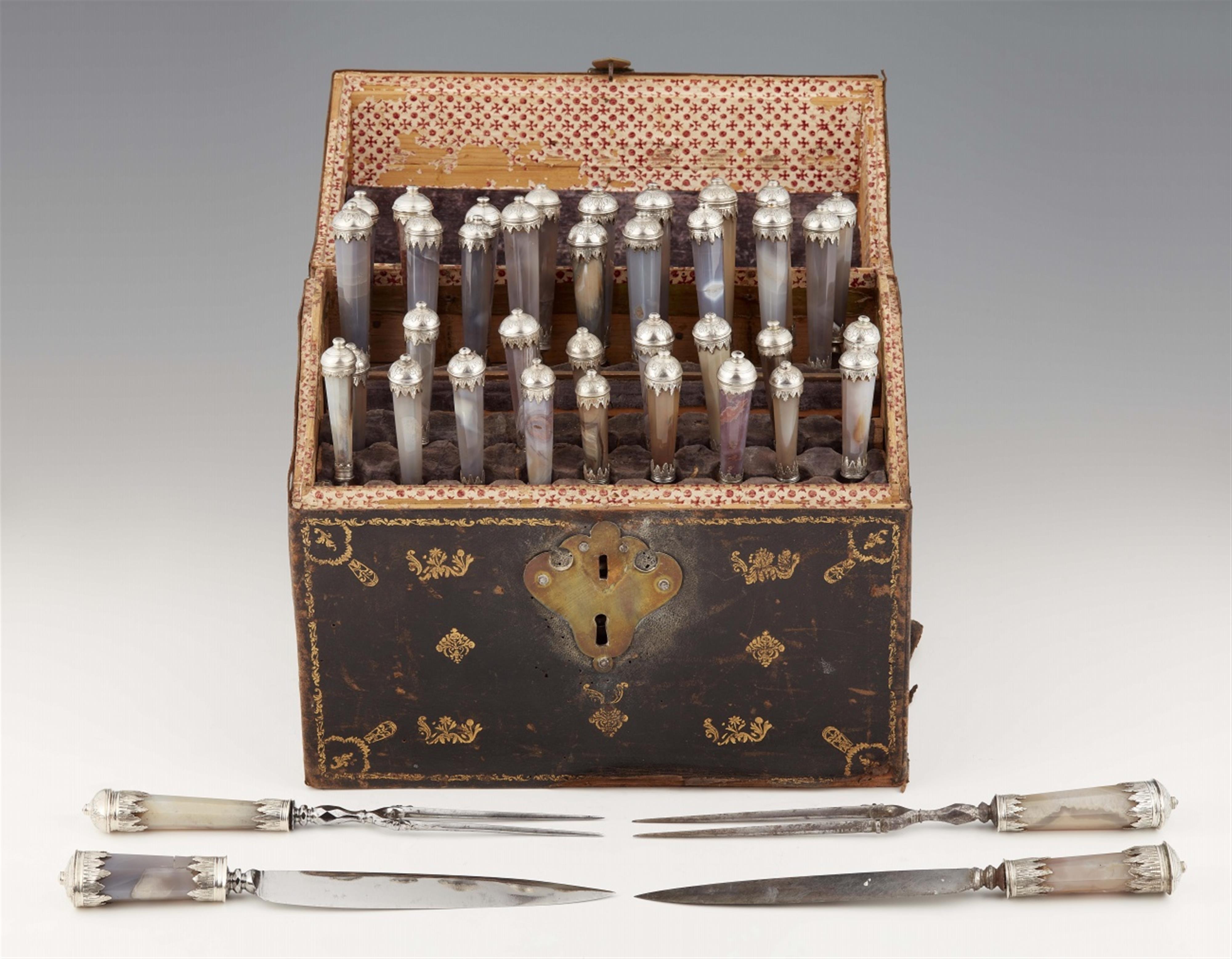 An extensive agate-handled cutlery set - image-1