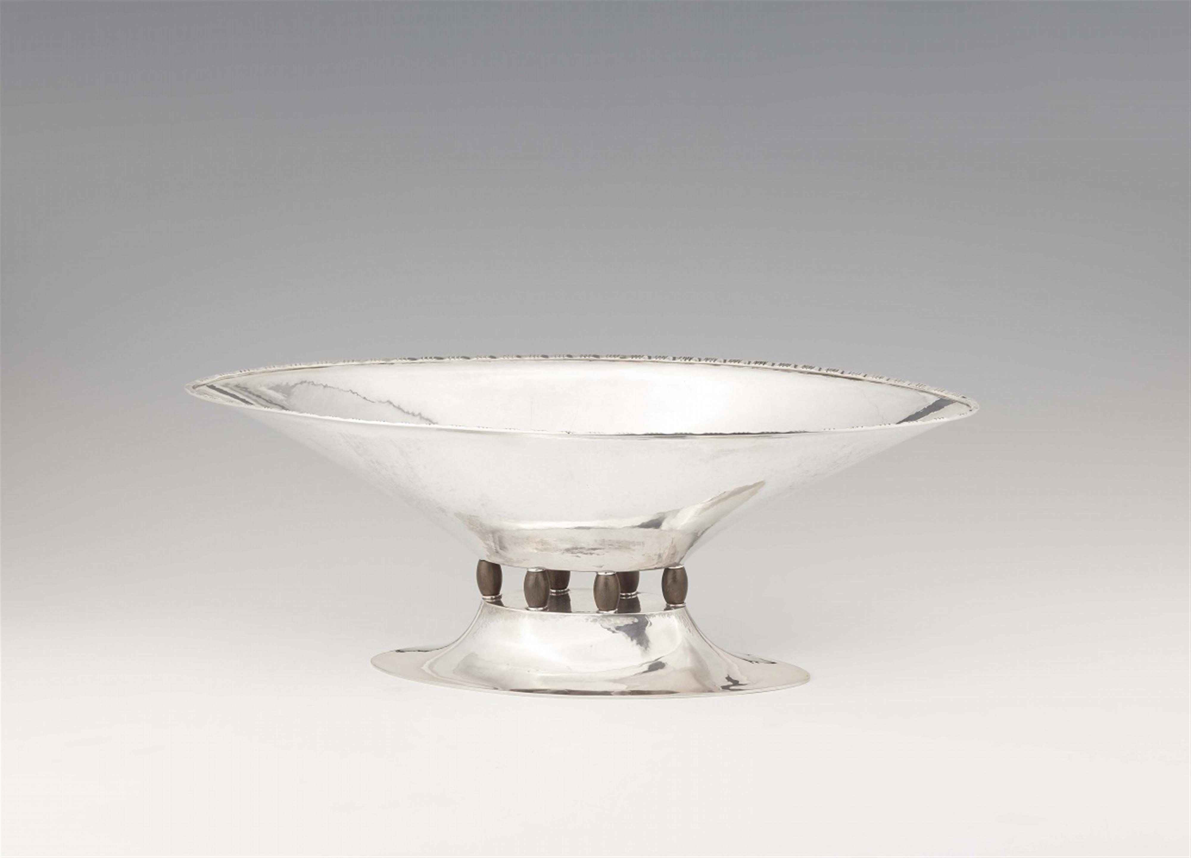 A Norwegian Art Deco silver jardiniere - image-1