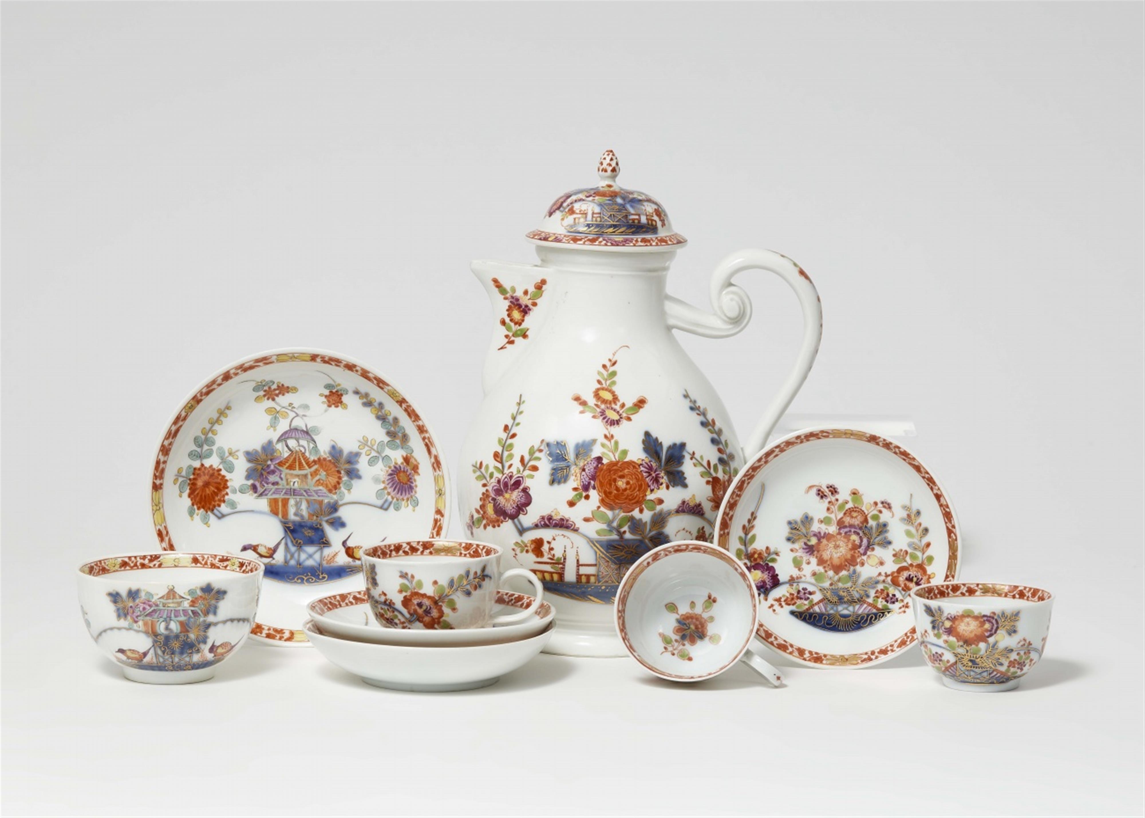 Nine items of Meissen porcelain with “Tischchenmuster” - image-1