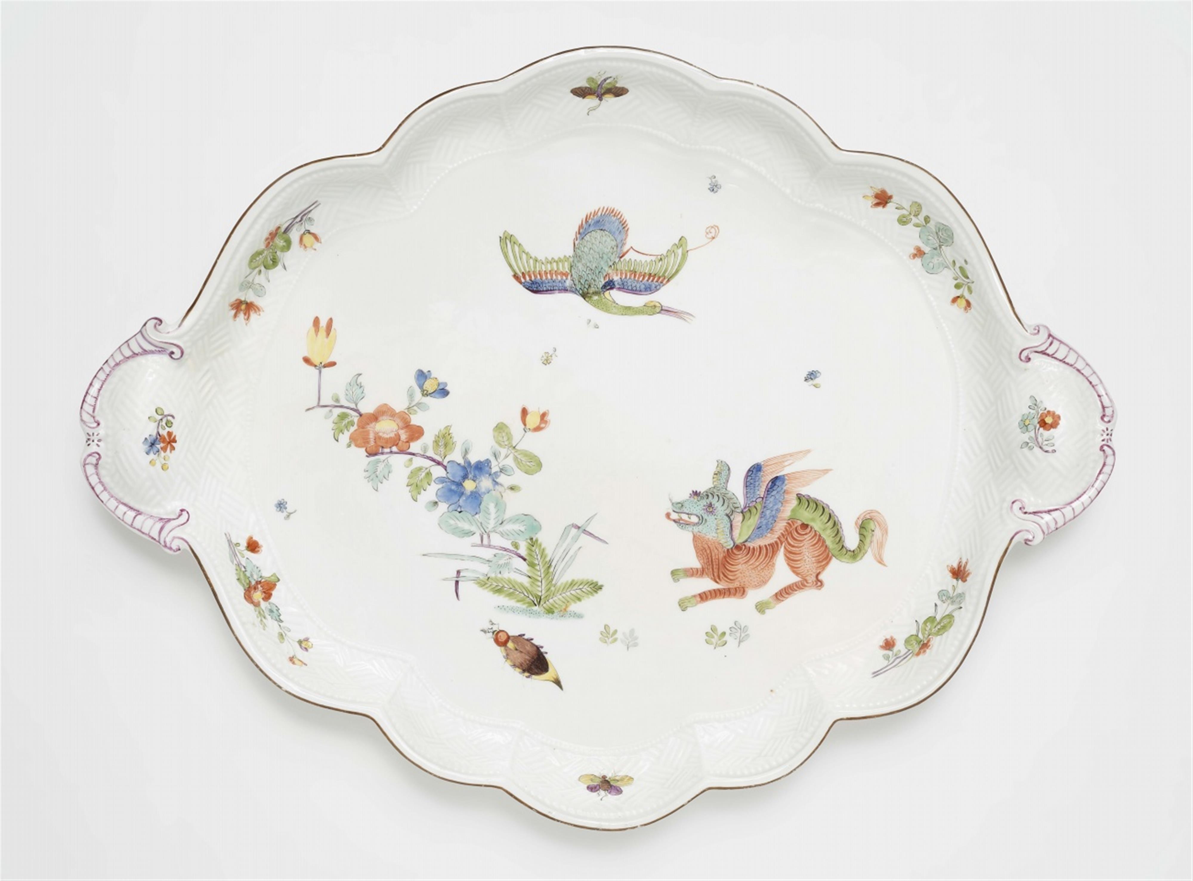 A Meissen porcelain platter with a Chi-lin motif - image-1