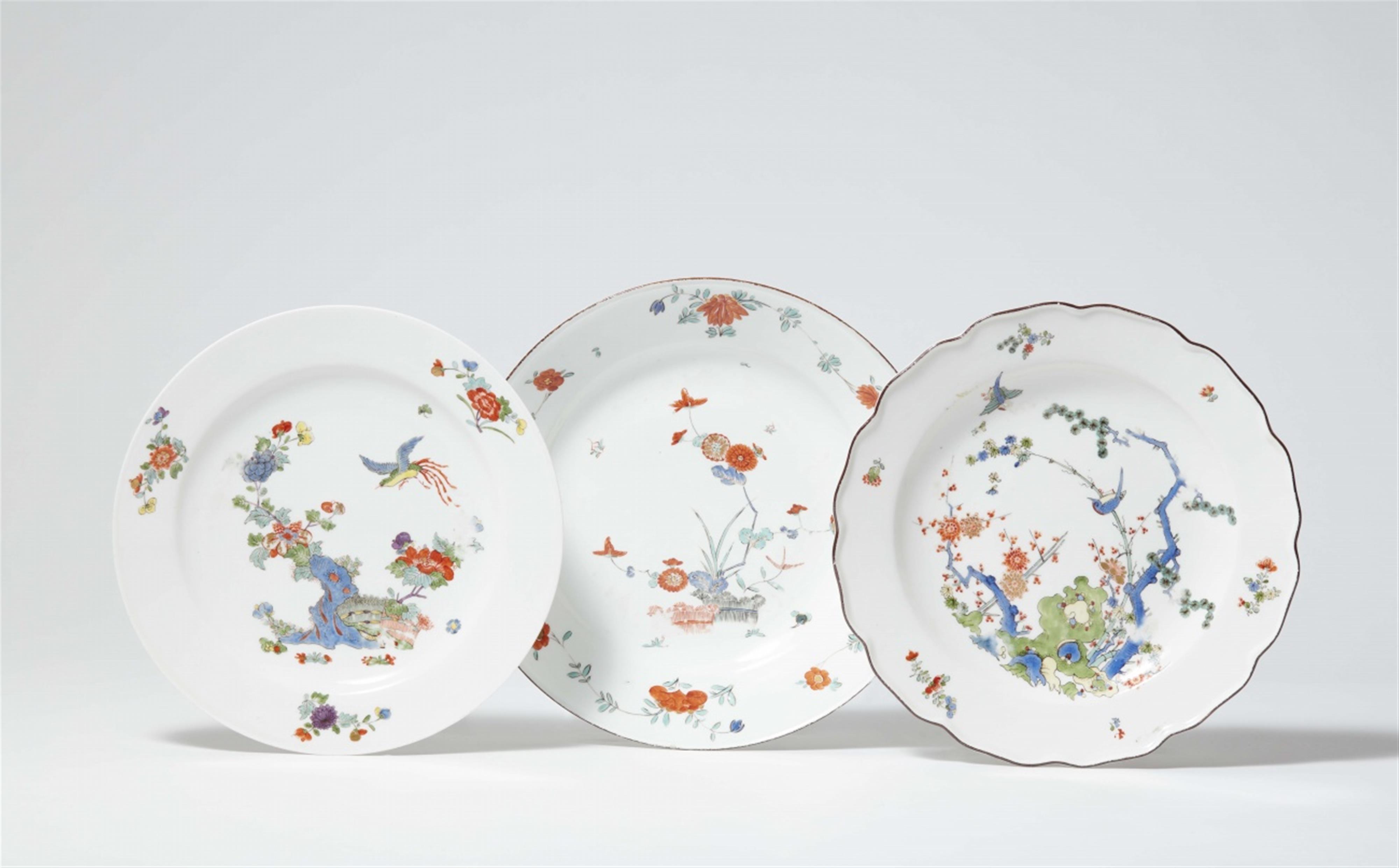 Three Meissen porcelain plates decorated in the Japanese style - image-1