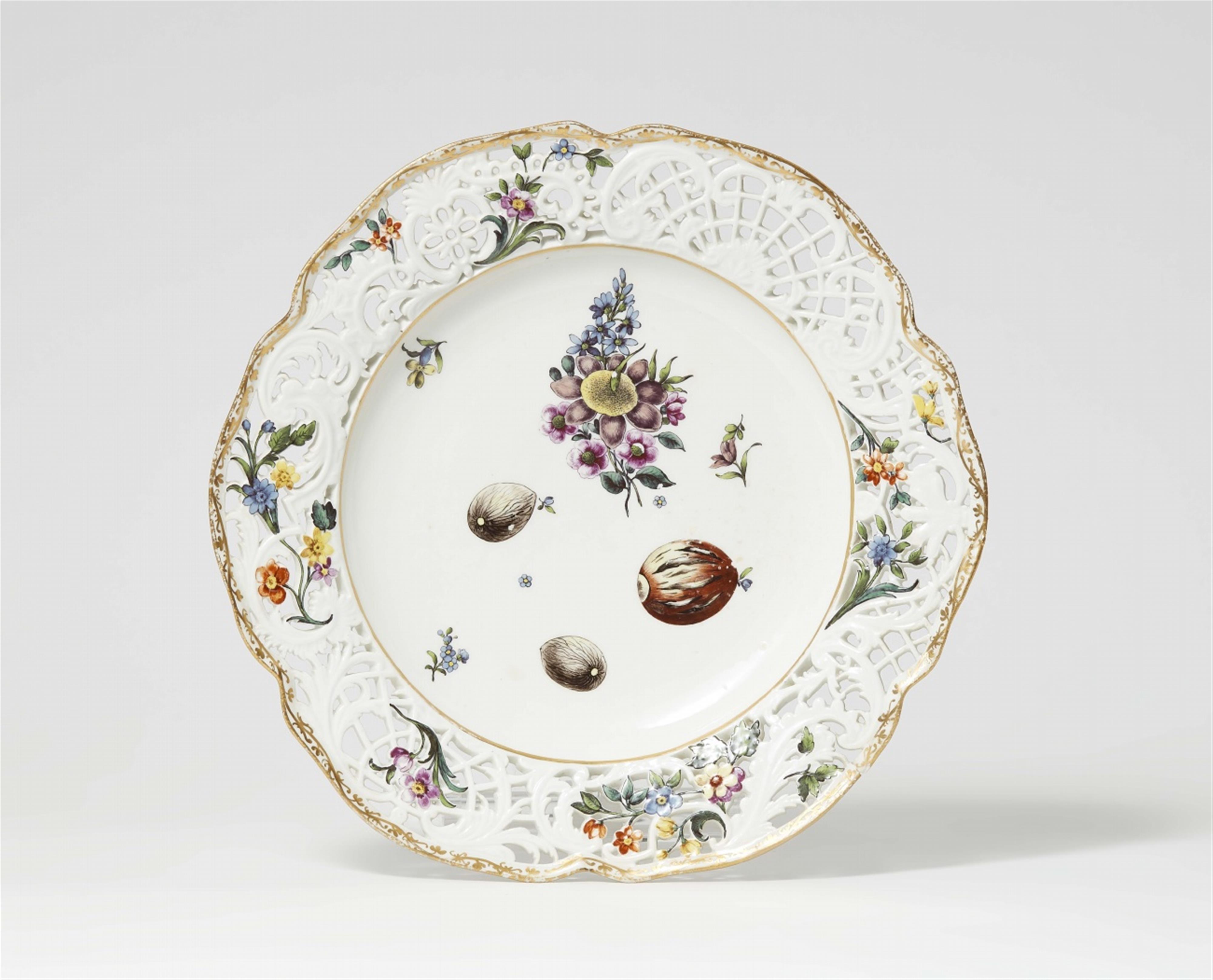 A Meissen porcelain dessert platter - image-1