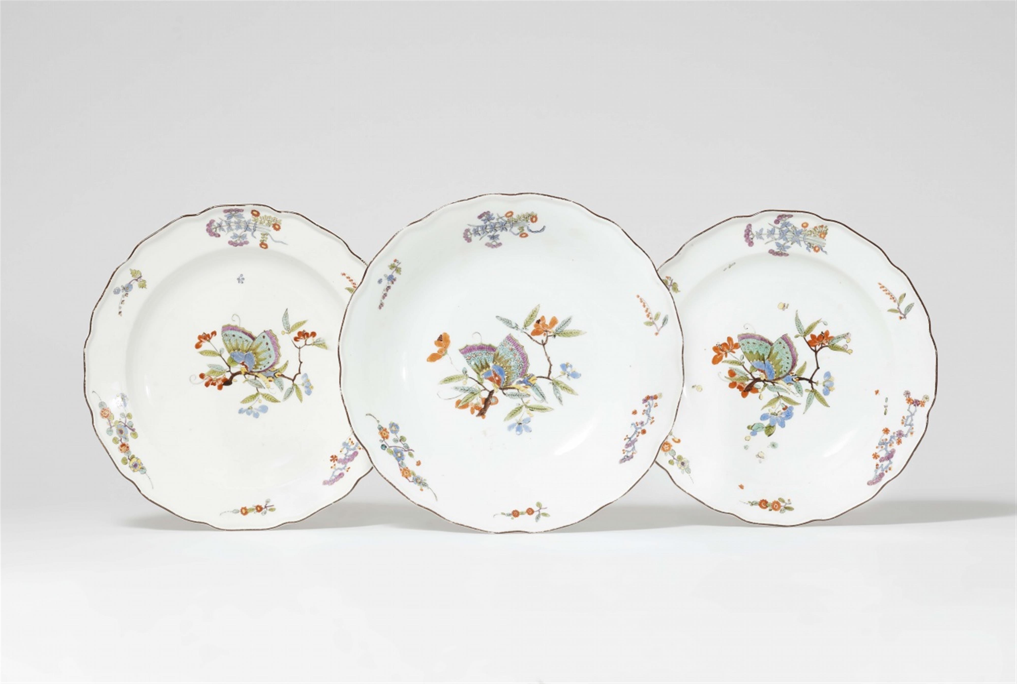 A Meissen porcelain dish and pair of bowls with butterfly motifs - image-1