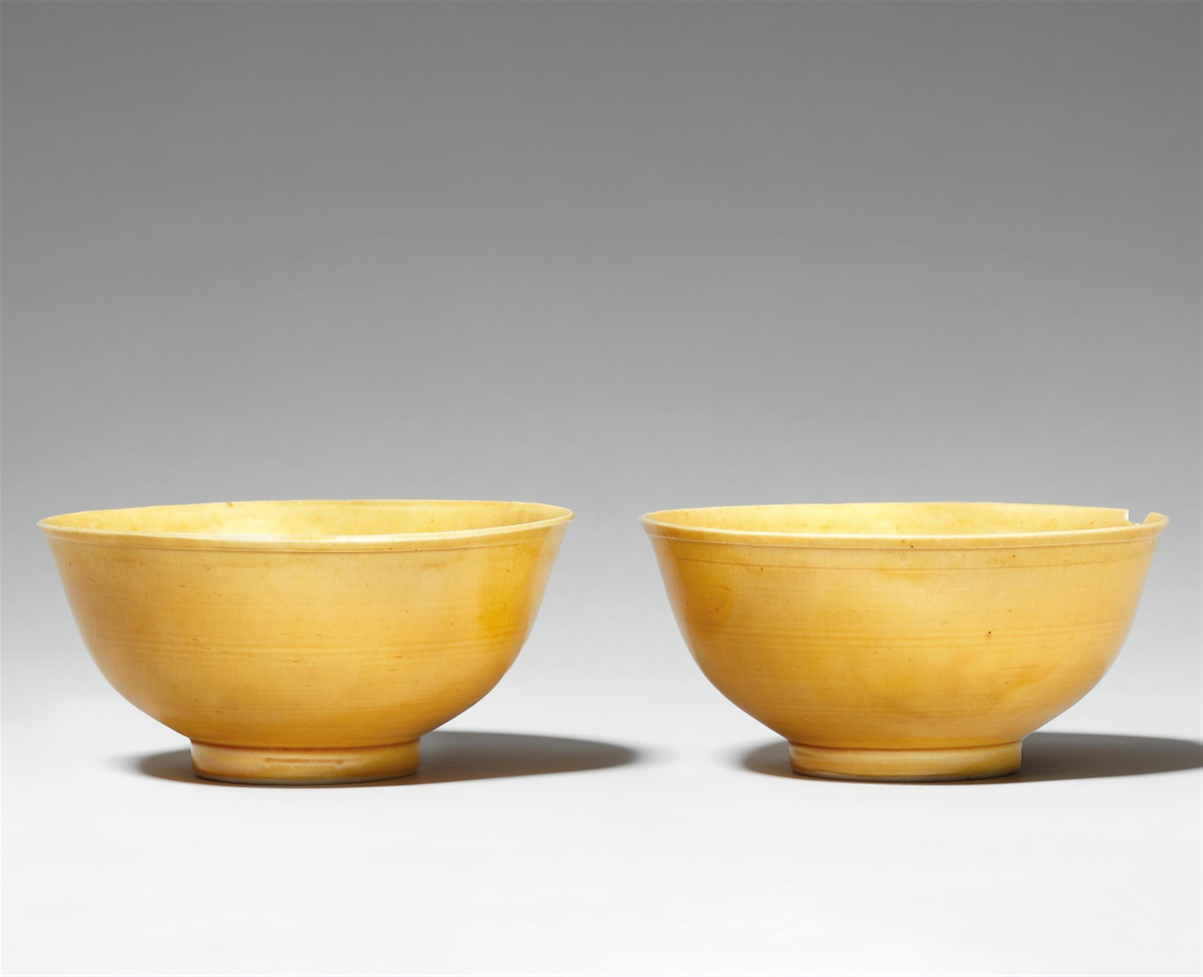 Two yellow-glazed bowls. Republic period (1912-1949) - image-2