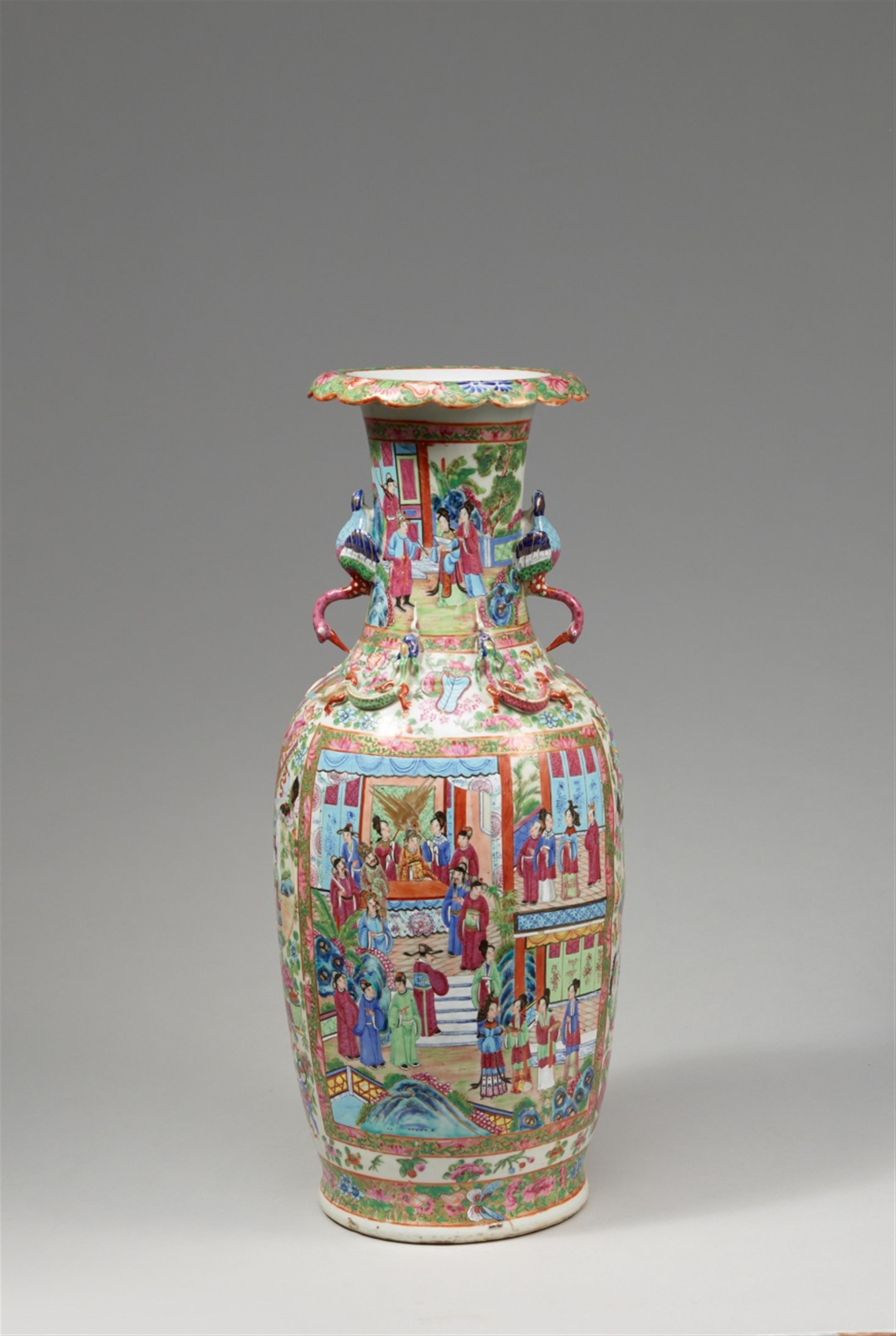 A large Canton famille rose vase. 19th century - image-3