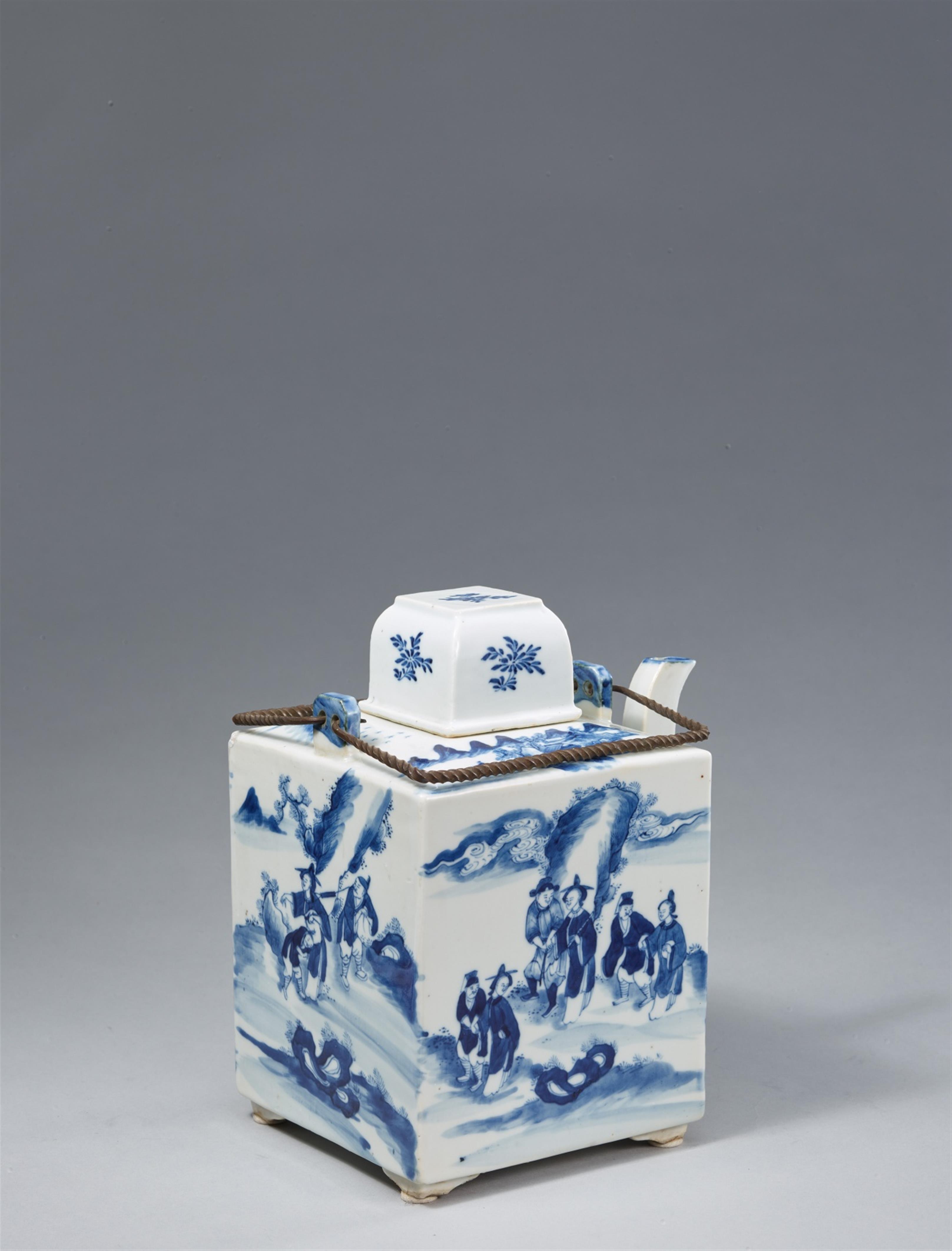 A large blue and white teapot and cover. 19th century - image-2