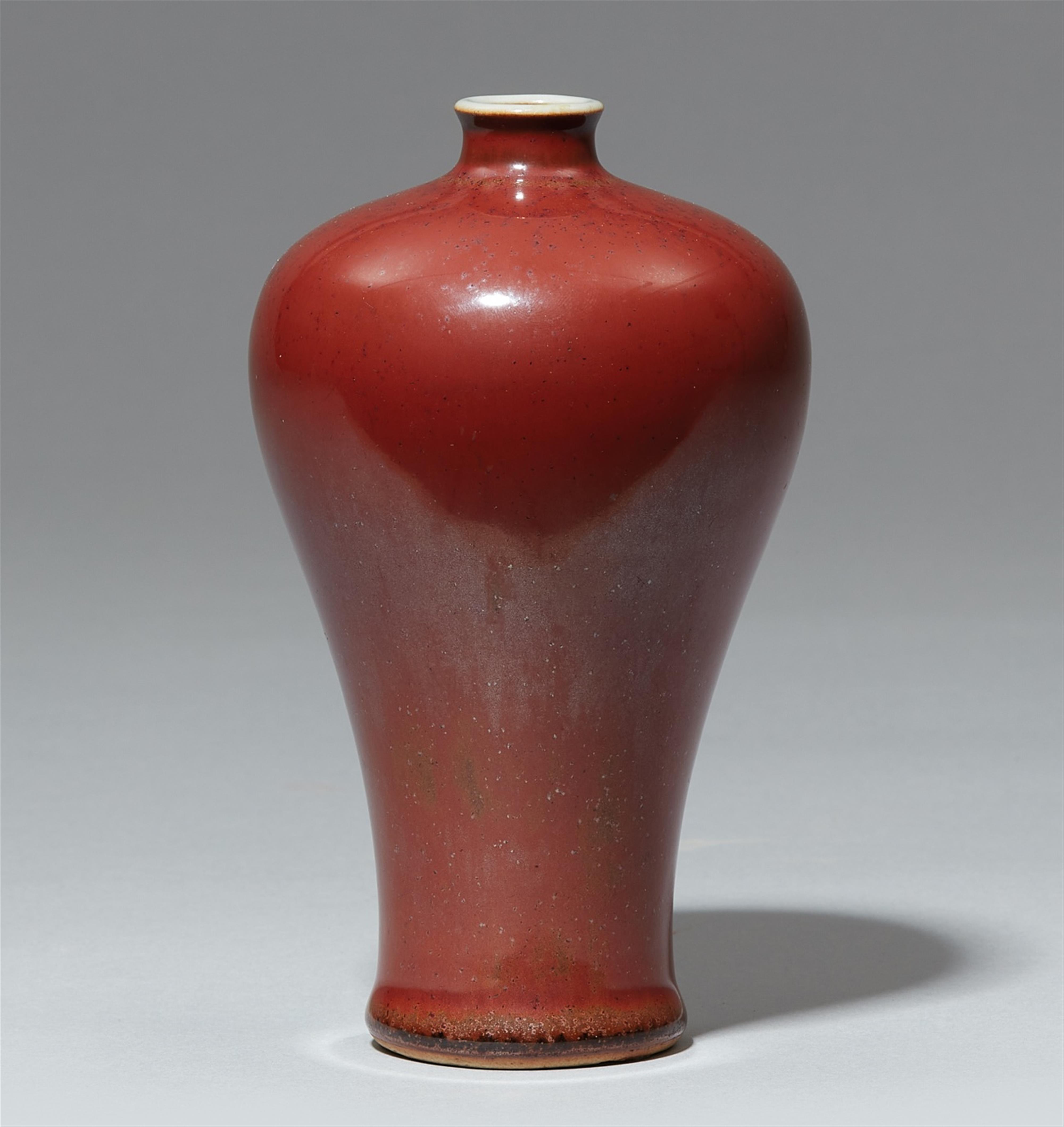 Kleine meiping-Vase mit Eisenrostglasur. 18. Jh. - image-1