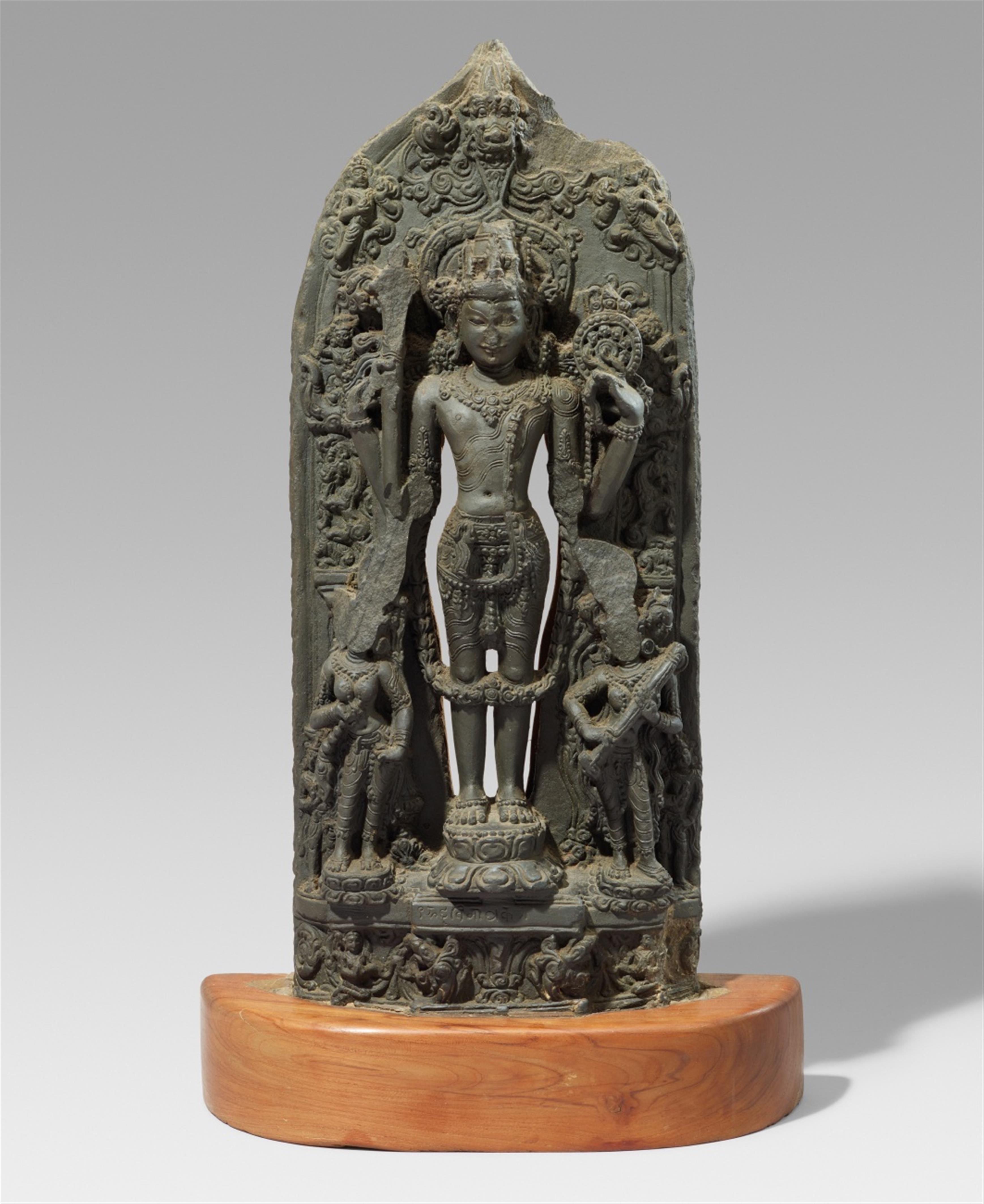 A Pala-style blackened stone stele of Vishnu. Northeastern India, Bihar, possibly 12th century - image-1