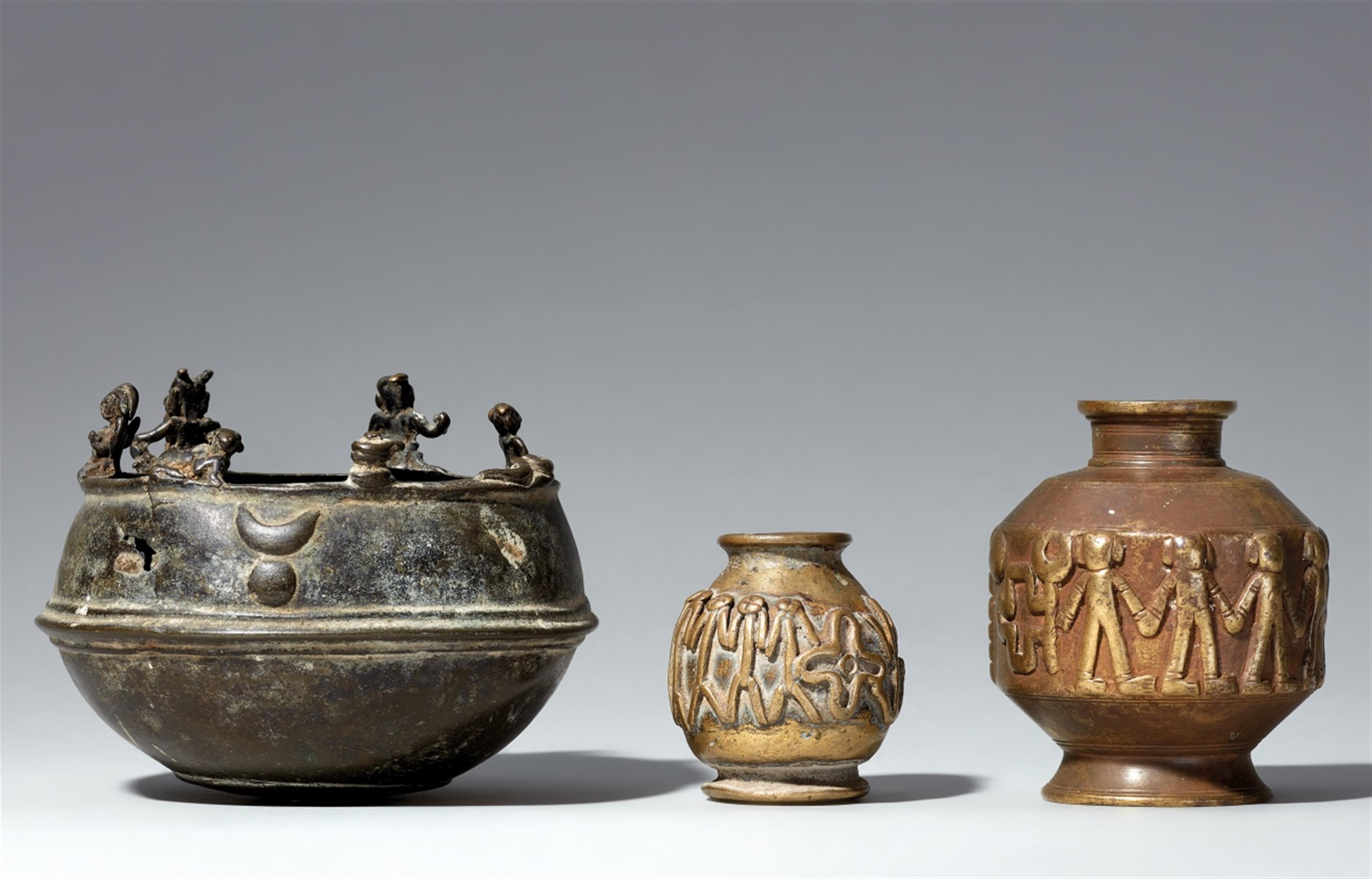 Three copper alloy vessels. Southern and Central India. 19th century - image-1