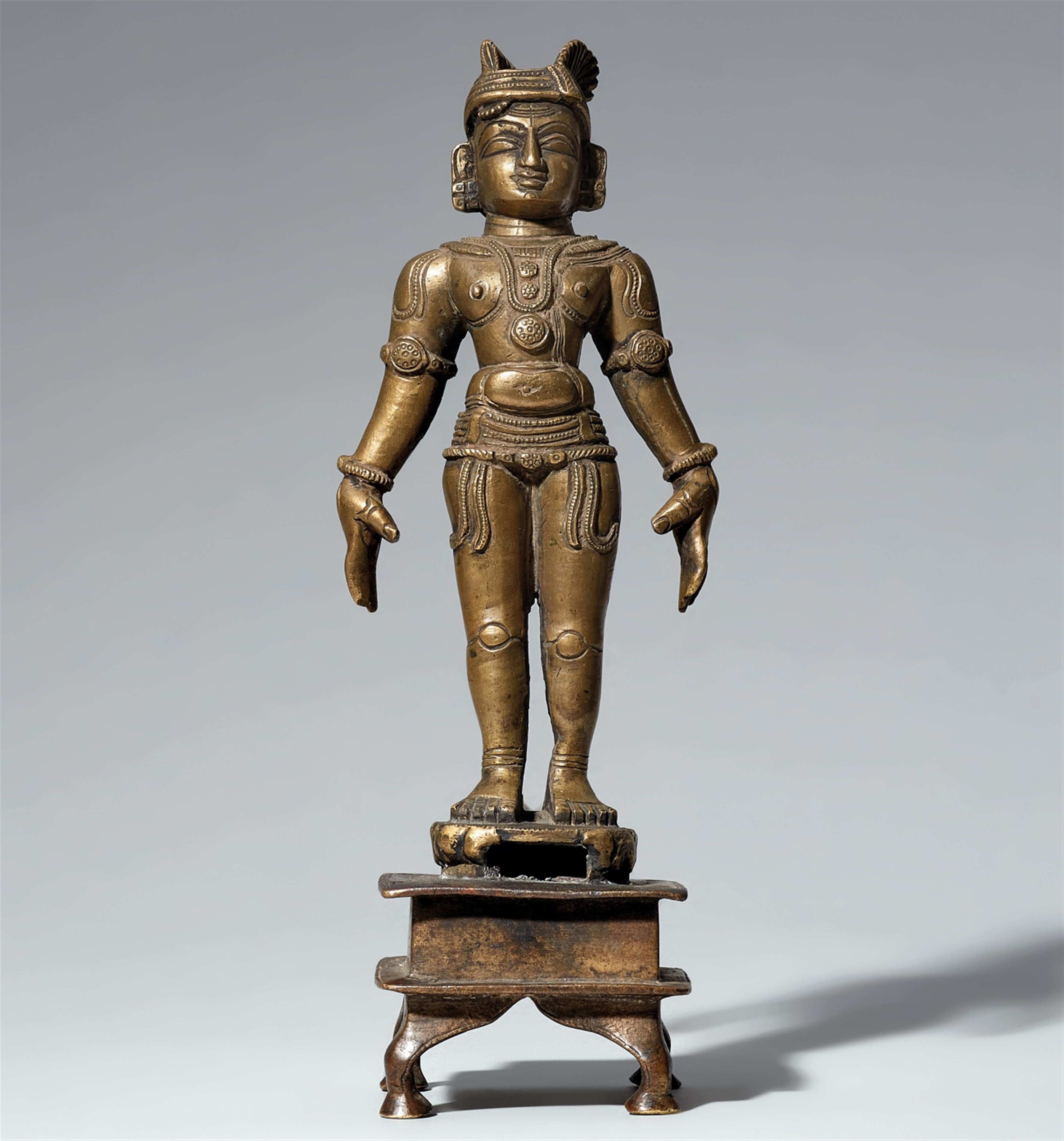 A possibly Bengali copper alloy figure. Eastern India. 17th/18th century - image-1