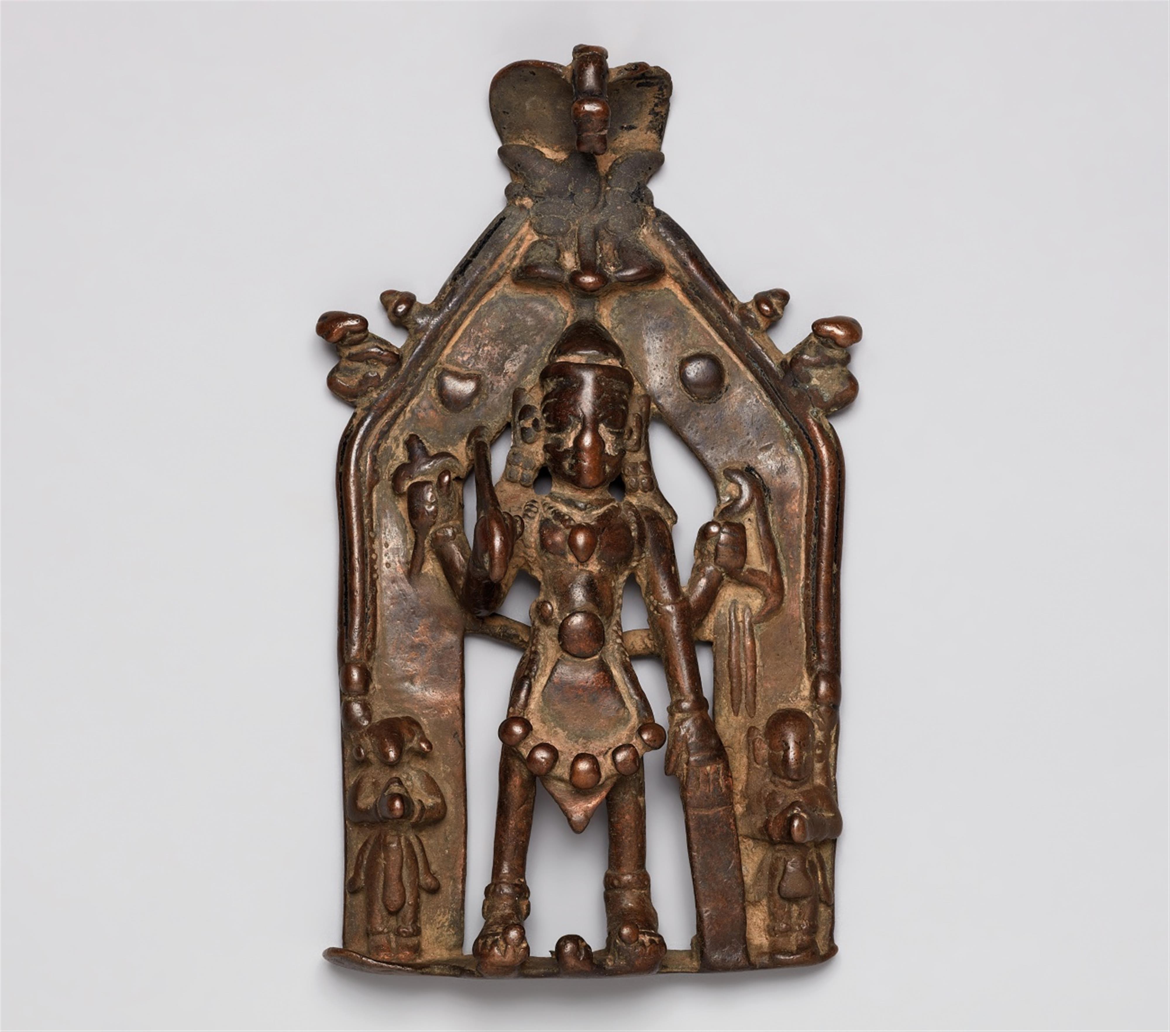 A Maharashtra copper alloy plaque of Virabhadra. 19th century - image-1