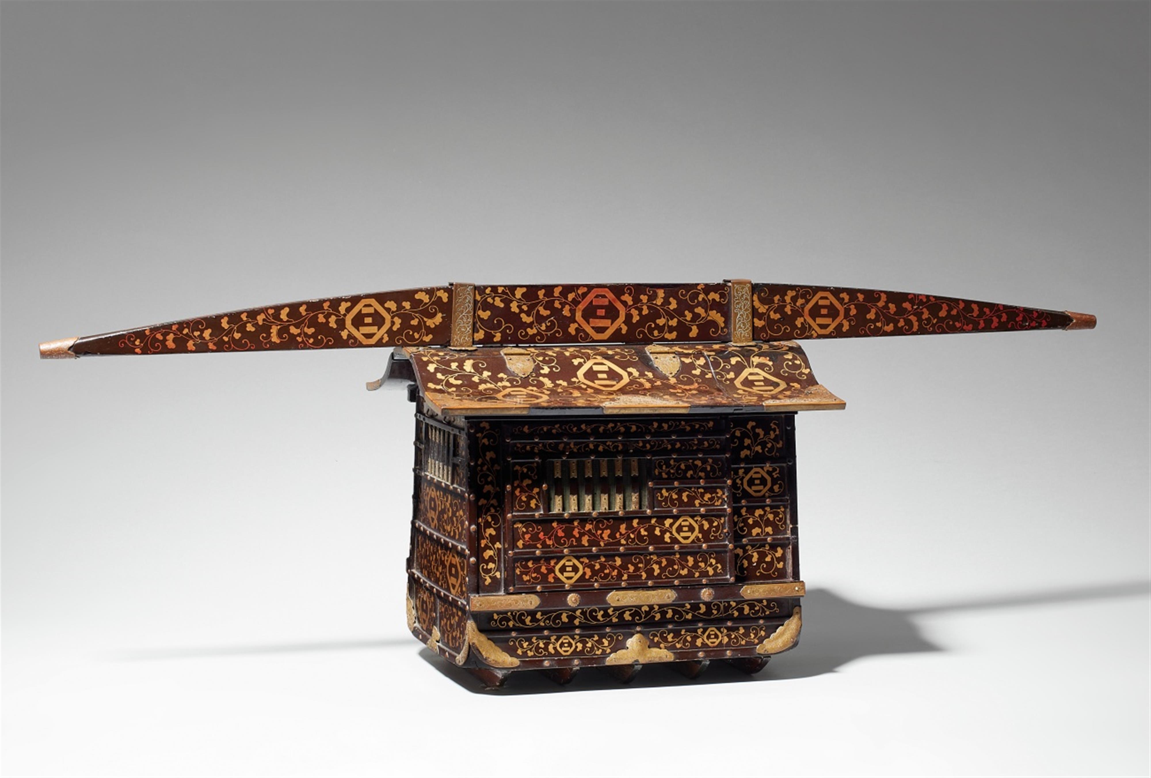 A lacquer model of a litter (kago). 19th century - image-1