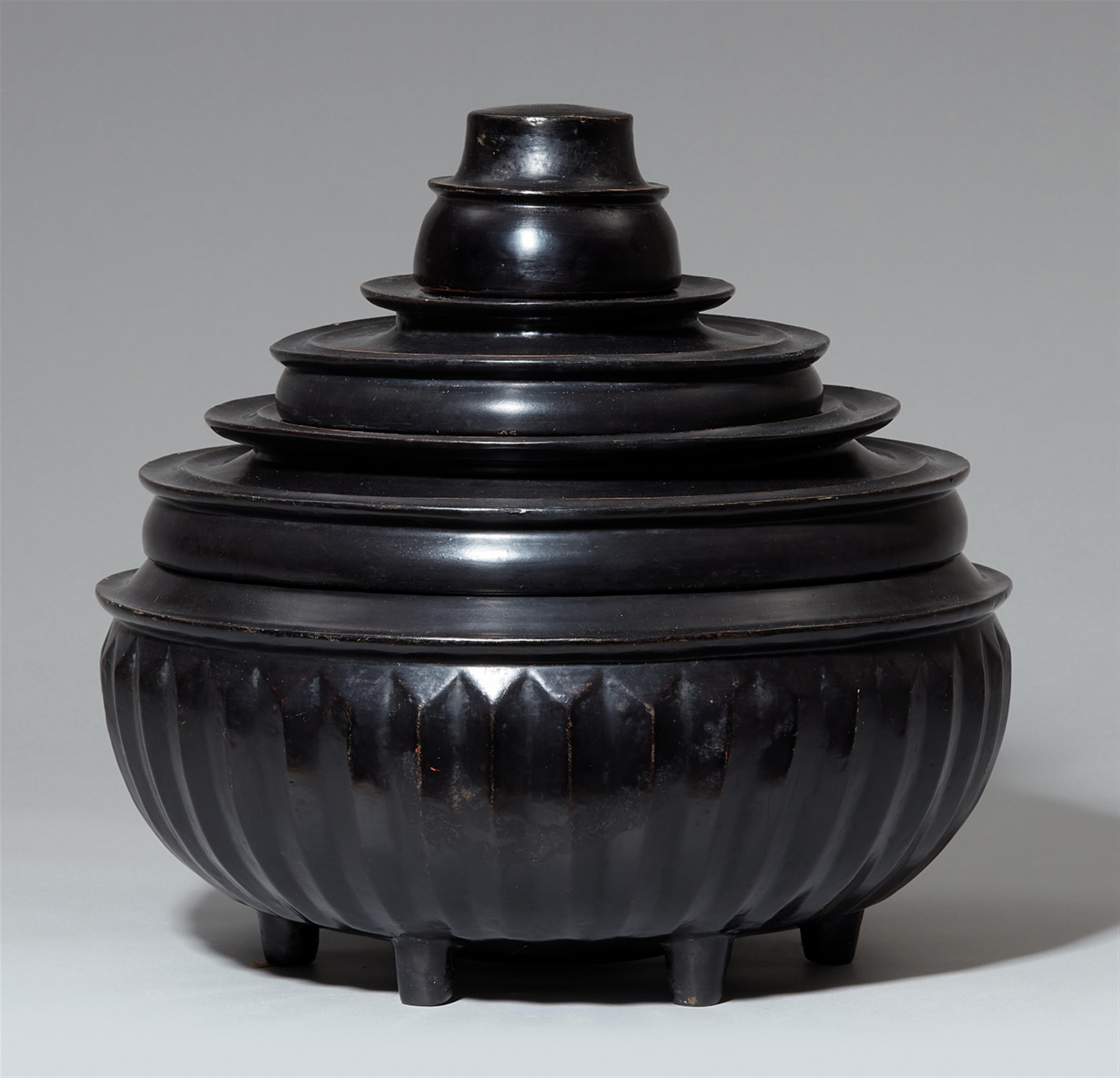 A large Kyaukka lacquered wood offering vessel (hsun gwet). Burma. 20th century - image-1