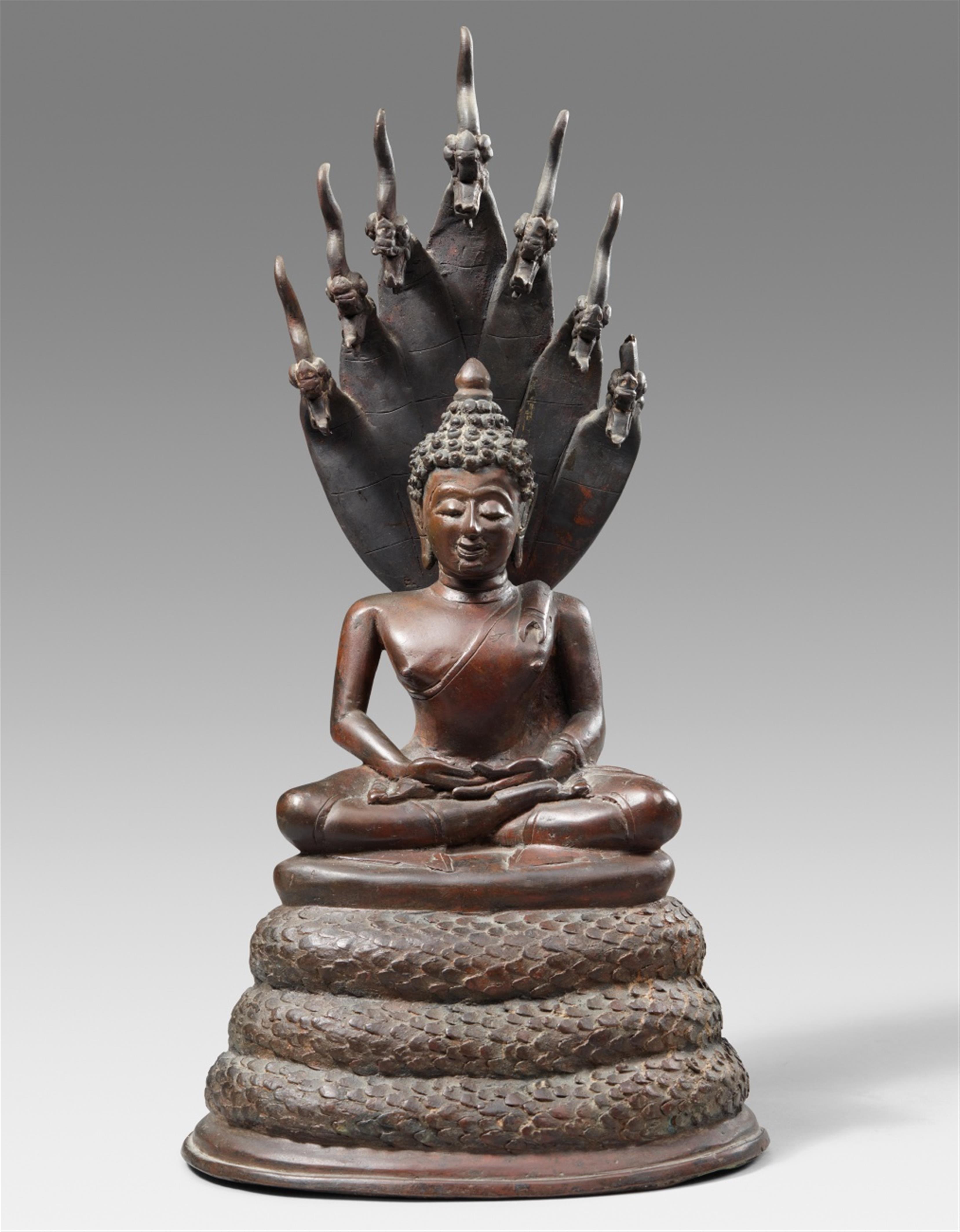 A Thai bronze figure of Buddha Shakyamuni. 19th century or later - image-1